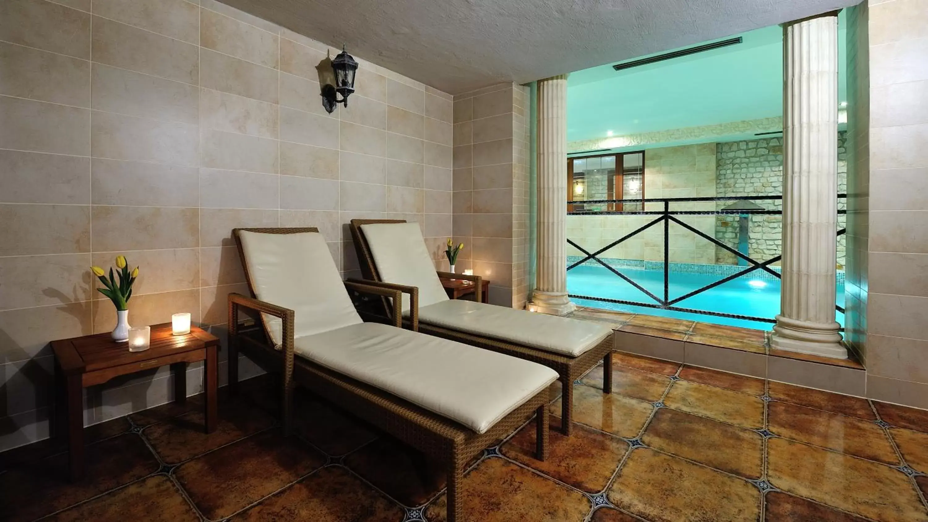 Seating area, Swimming Pool in Hotel Diament Bella Notte Katowice - Chorzów