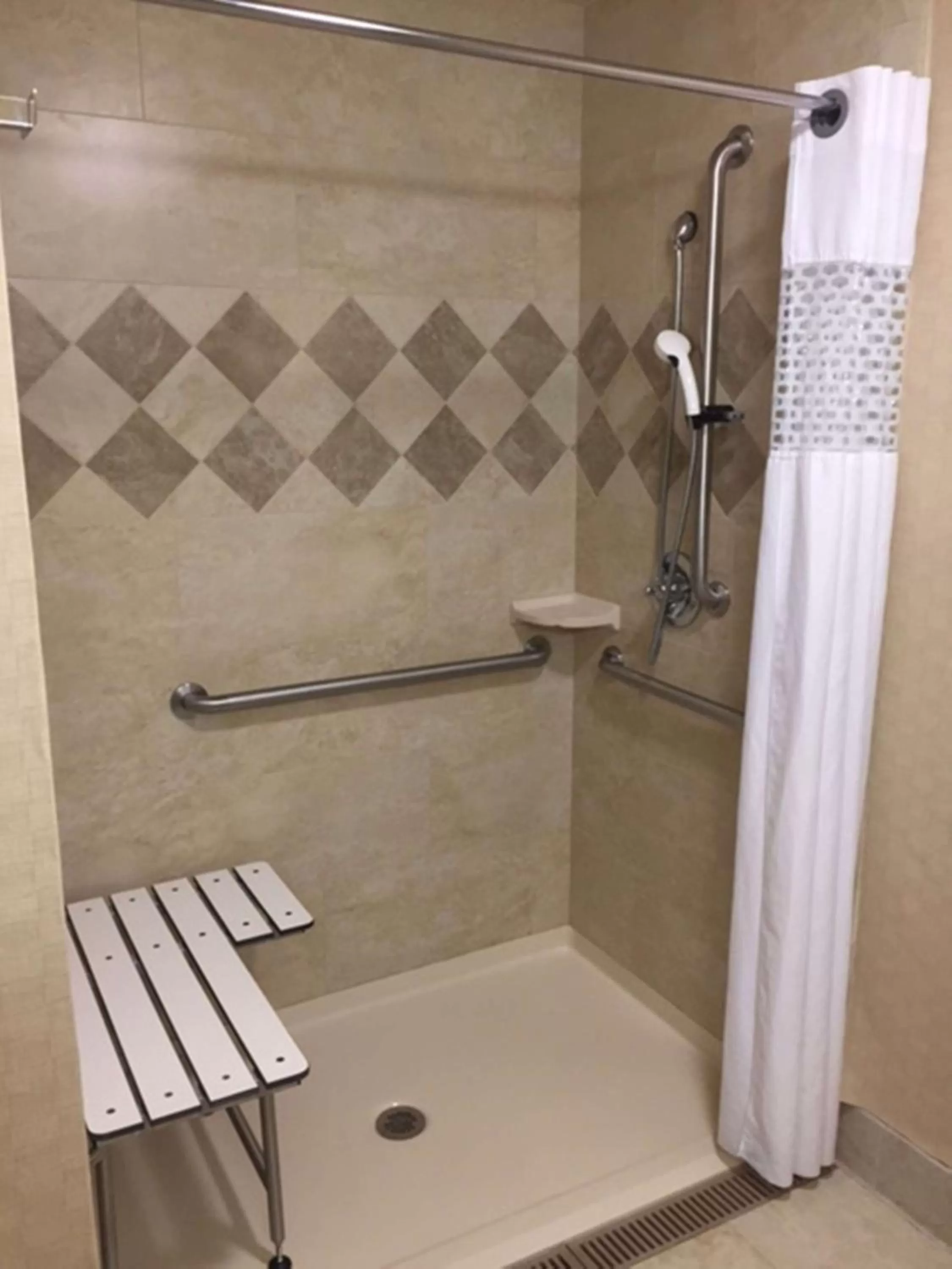 Bathroom in Hampton Inn & Suites Stillwater