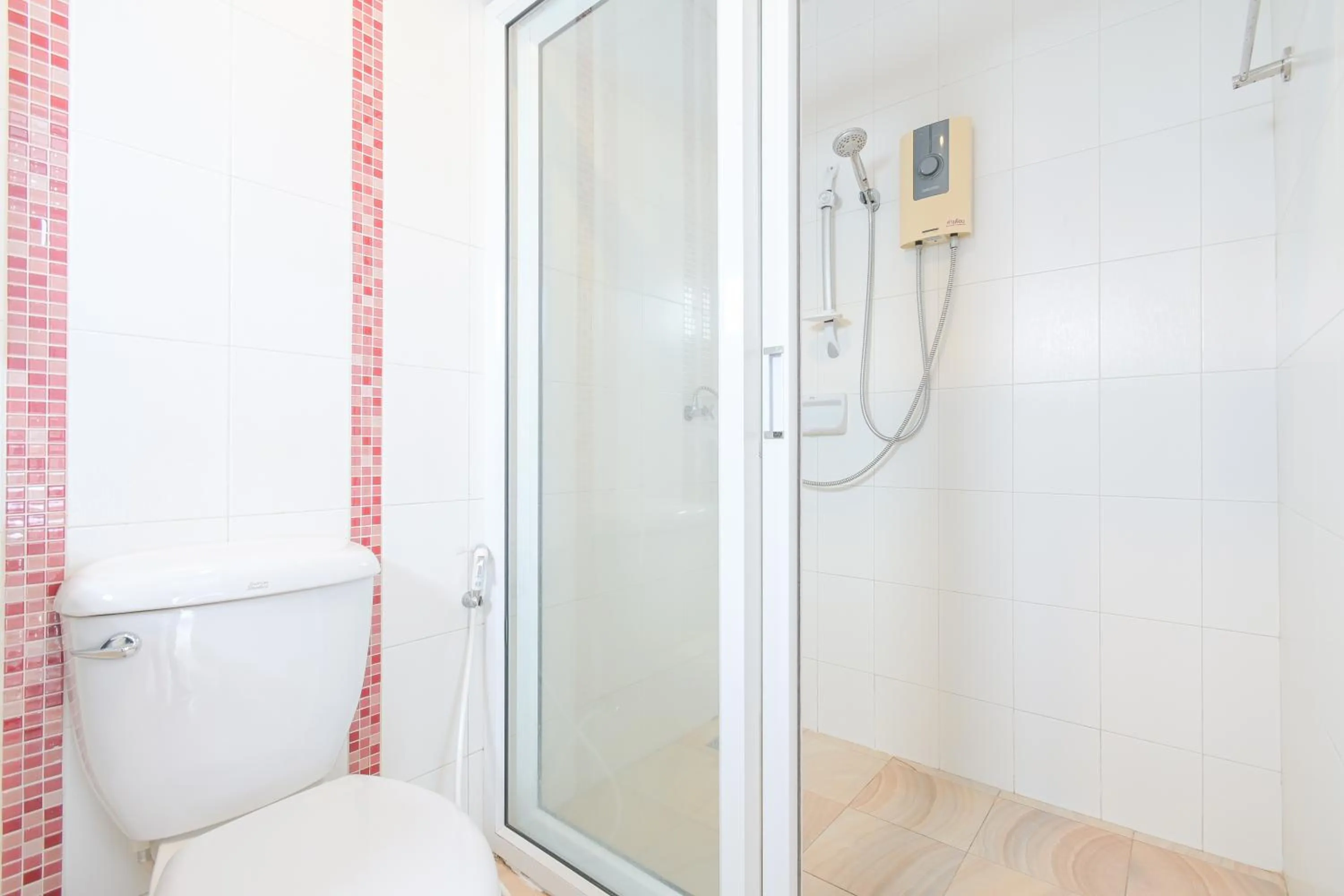 Shower in Sino Maison
