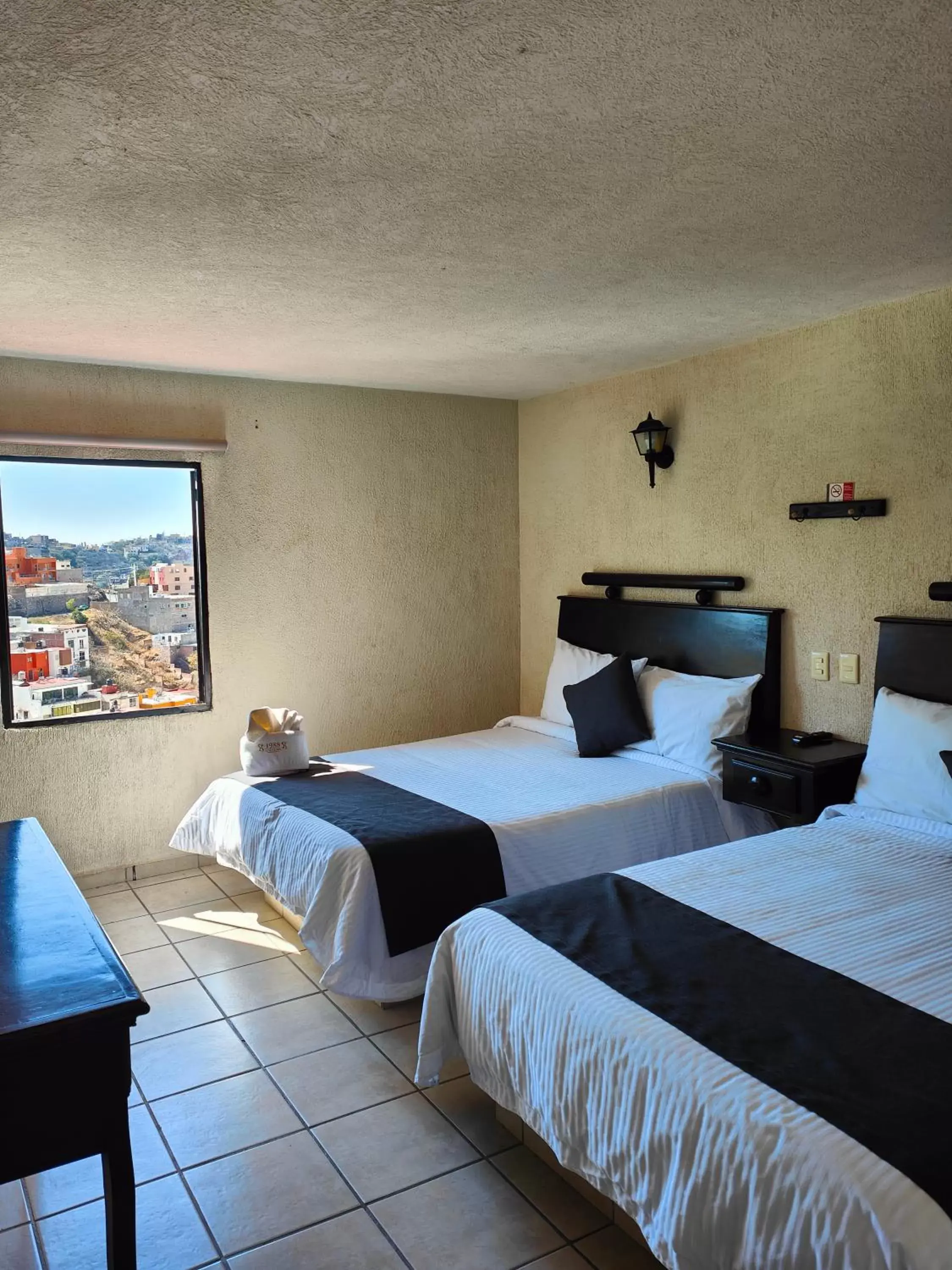 Bed in Hotel 1988 Guanajuato