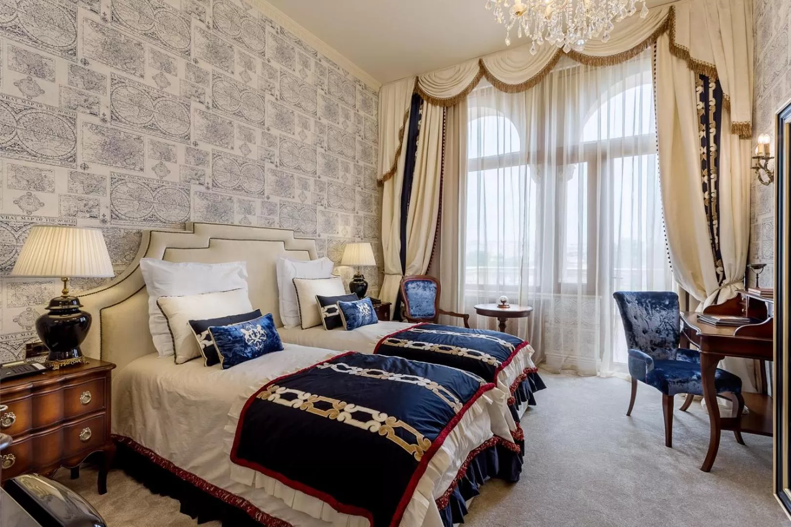 Photo of the whole room, Bed in Suter Palace Heritage Boutique Hotel