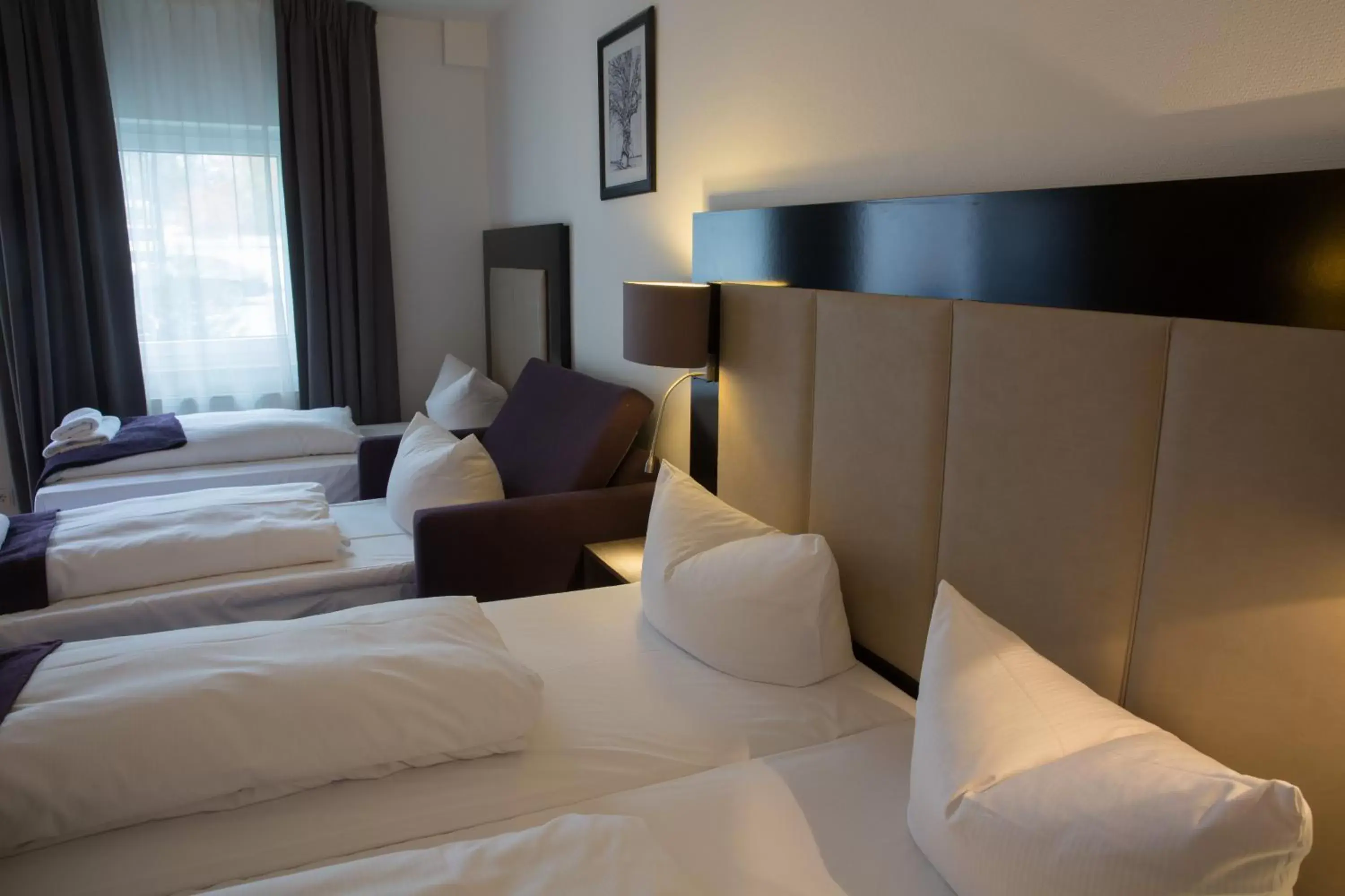 People, Bed in Goethe Hotel Messe by Trip Inn