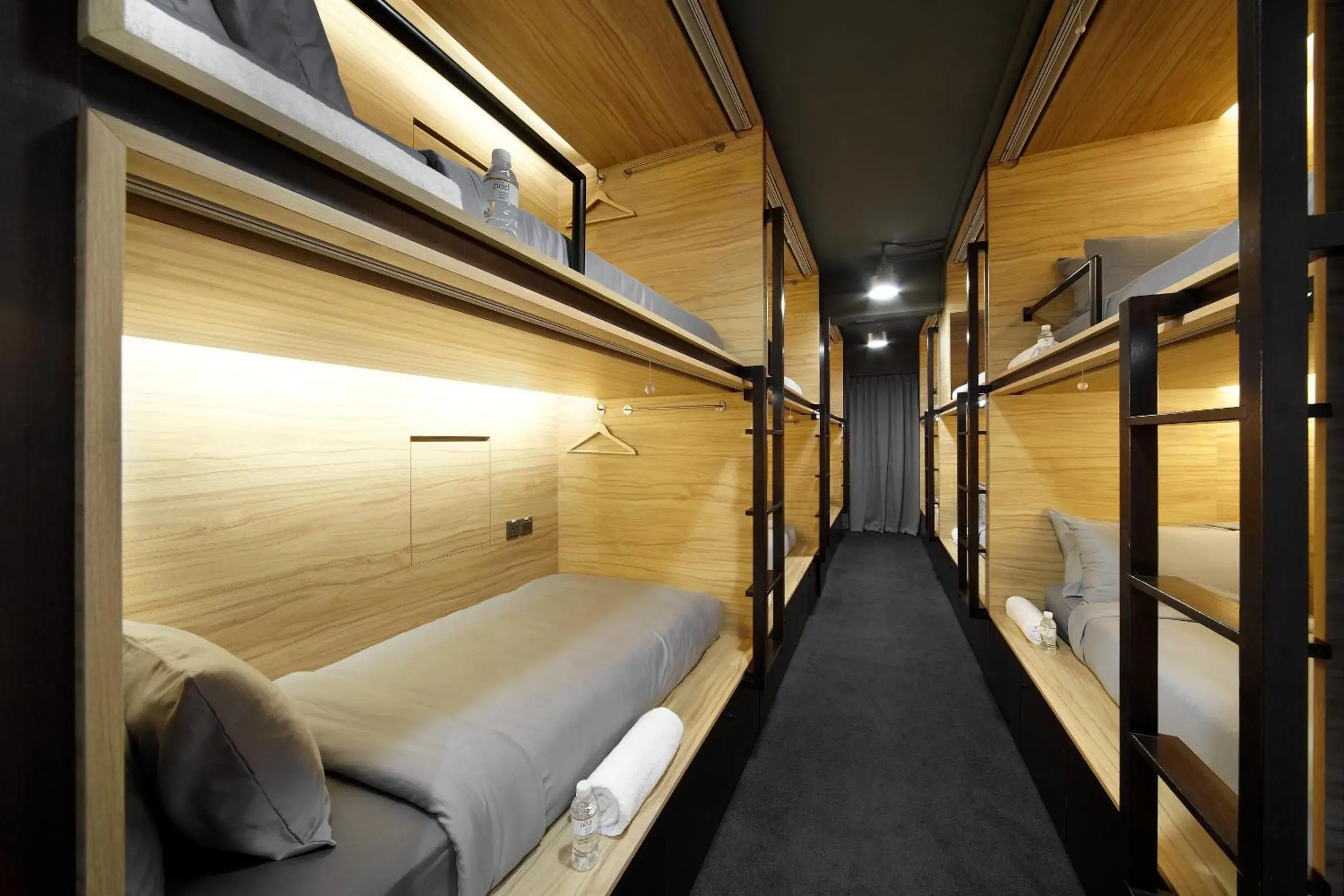 Bed in The Pod @ Beach Road Boutique Capsule Hotel