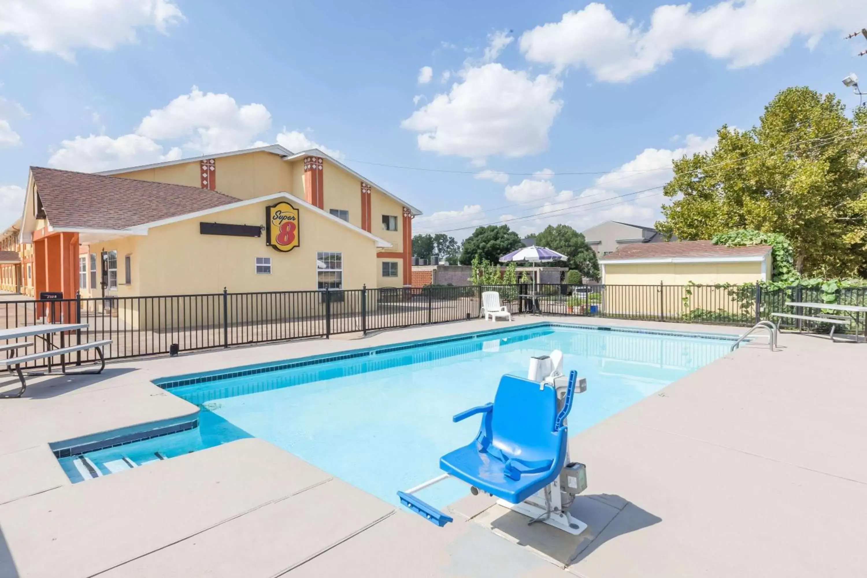 On site, Swimming Pool in Super 8 by Wyndham Chickasha