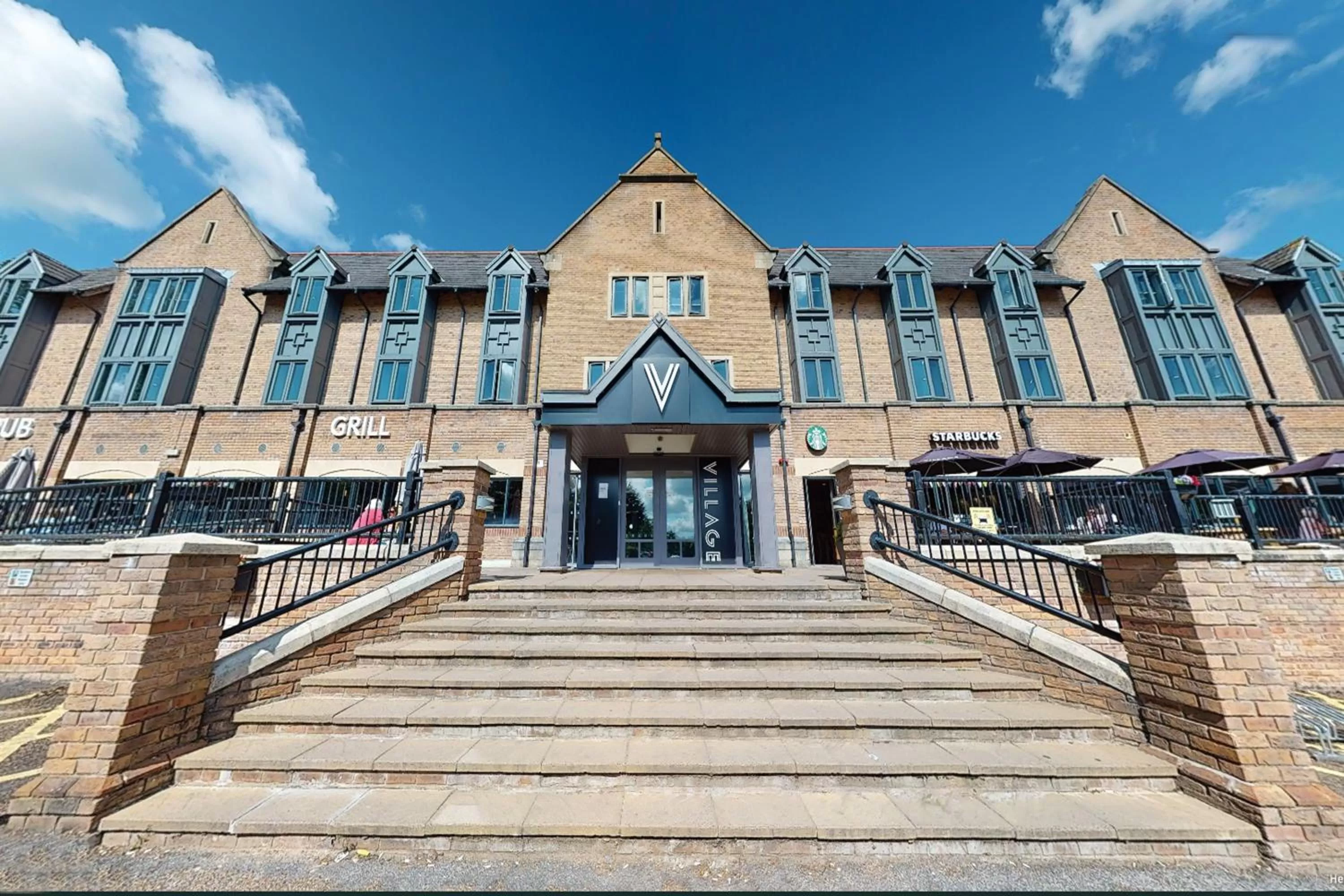 Facade/entrance in Village Hotel Leeds North