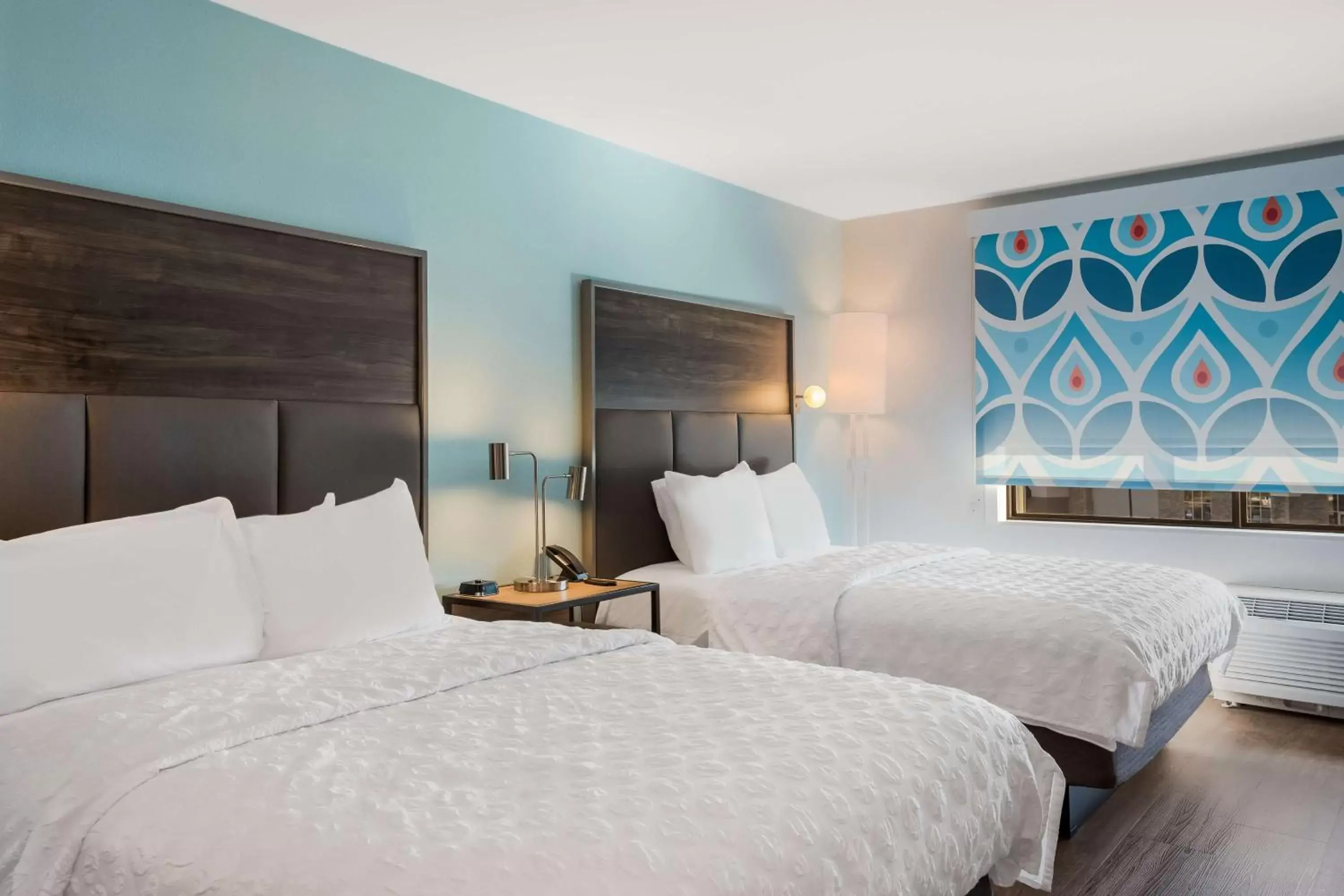 Bed in Tru By Hilton Greensboro, Nc