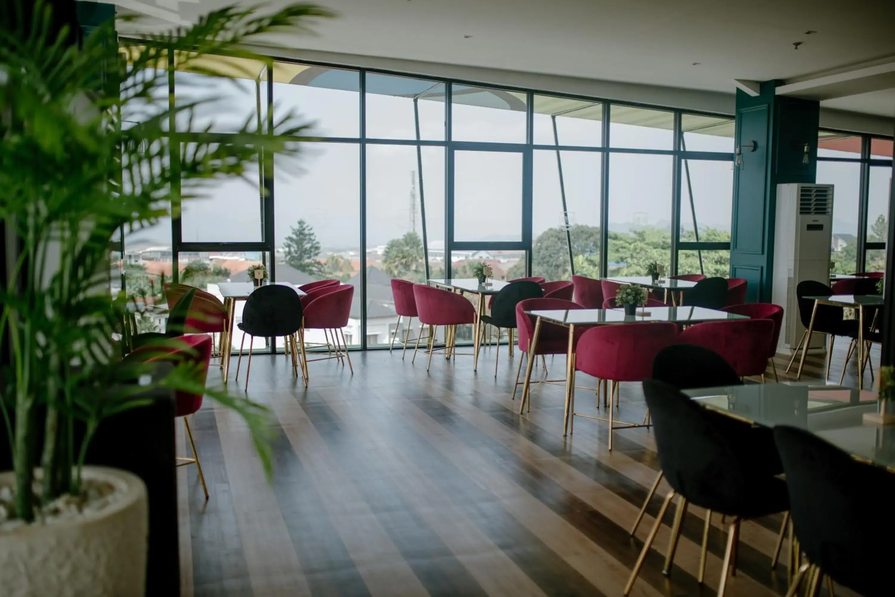 Lounge/Bar in The Bountie Hotel and Convention Centre Sukabumi