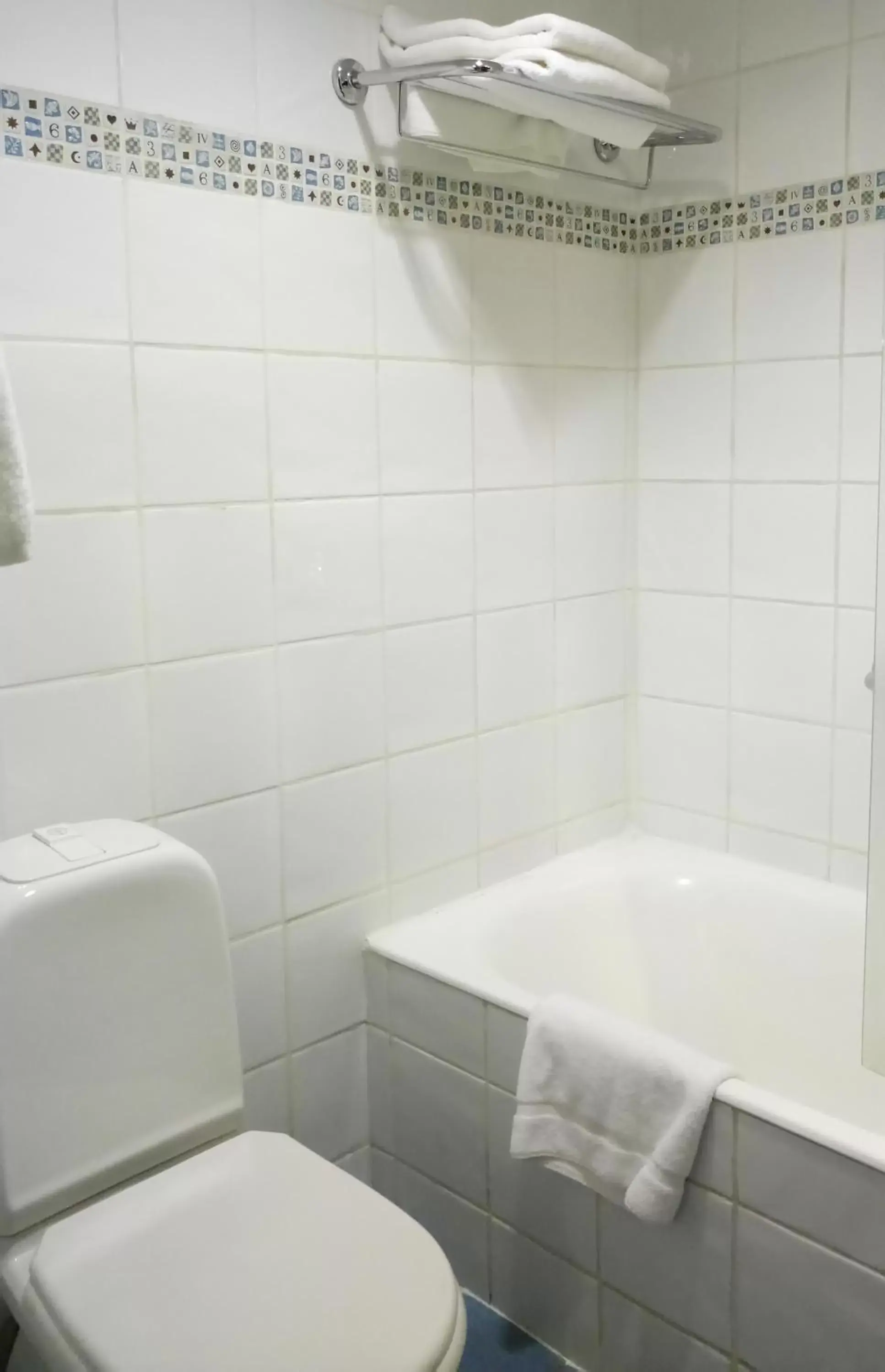 Bathroom in Castelli Hotel Nicosia