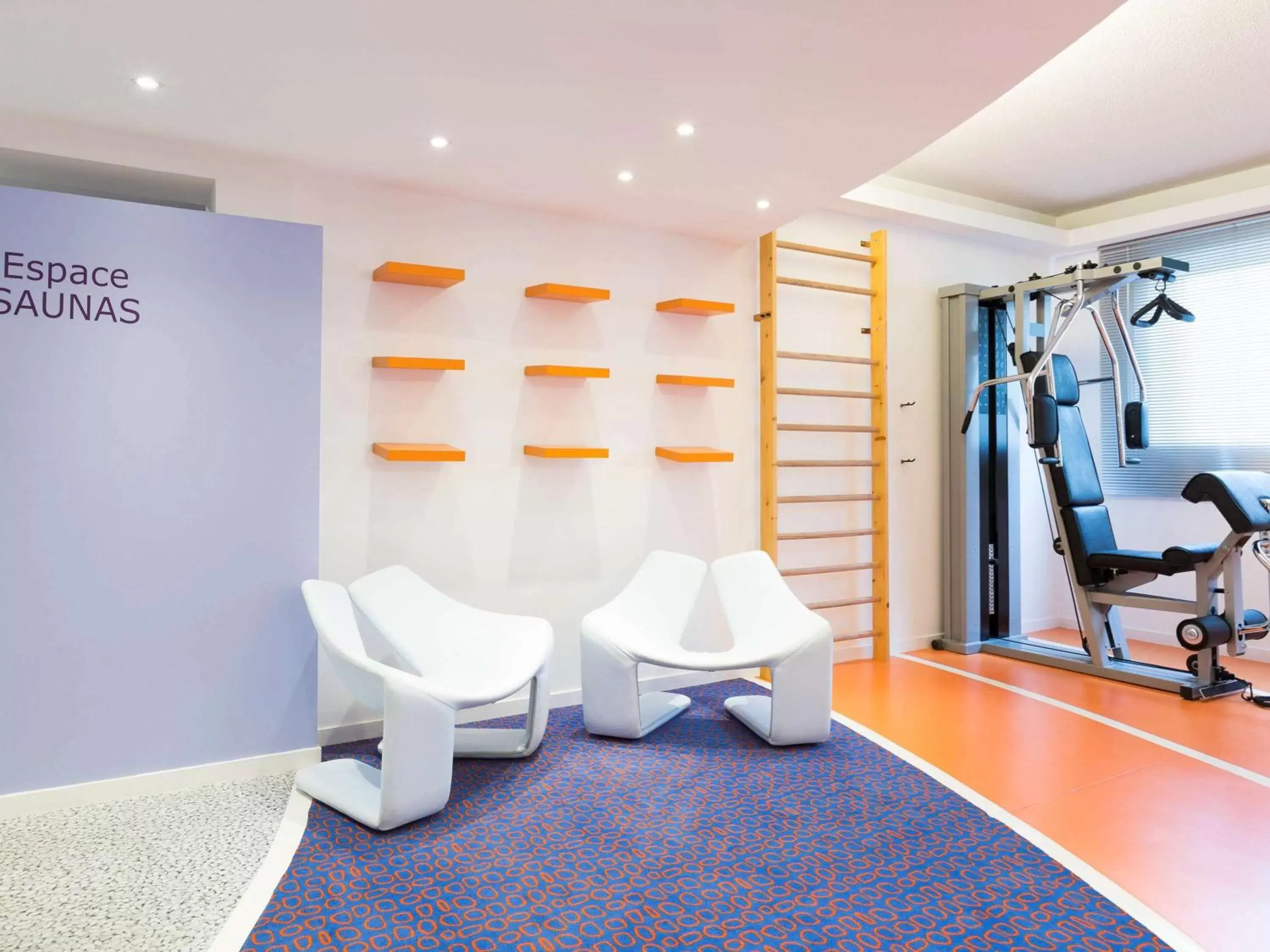 Fitness centre/facilities, Seating Area in Novotel Poitiers Site du Futuroscope