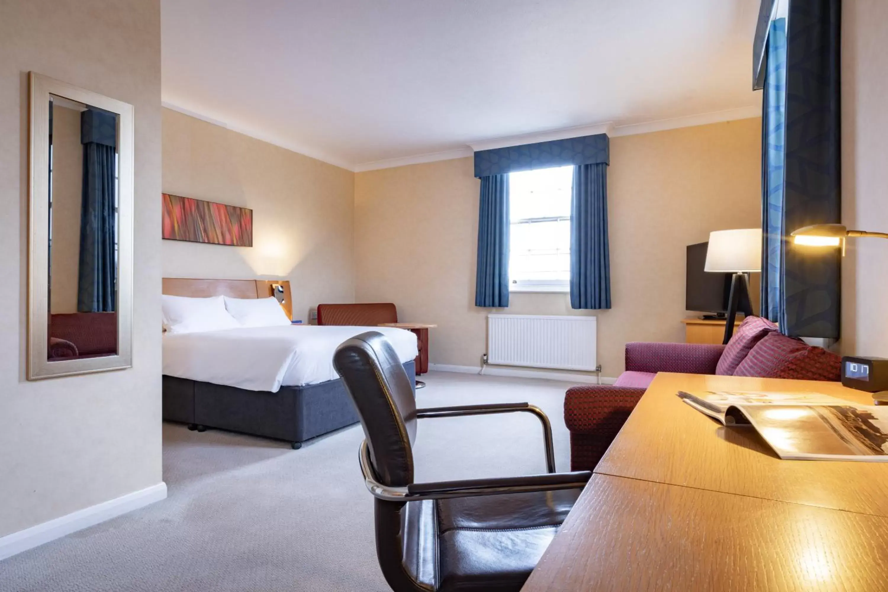 Bedroom in Avisford Park Hotel