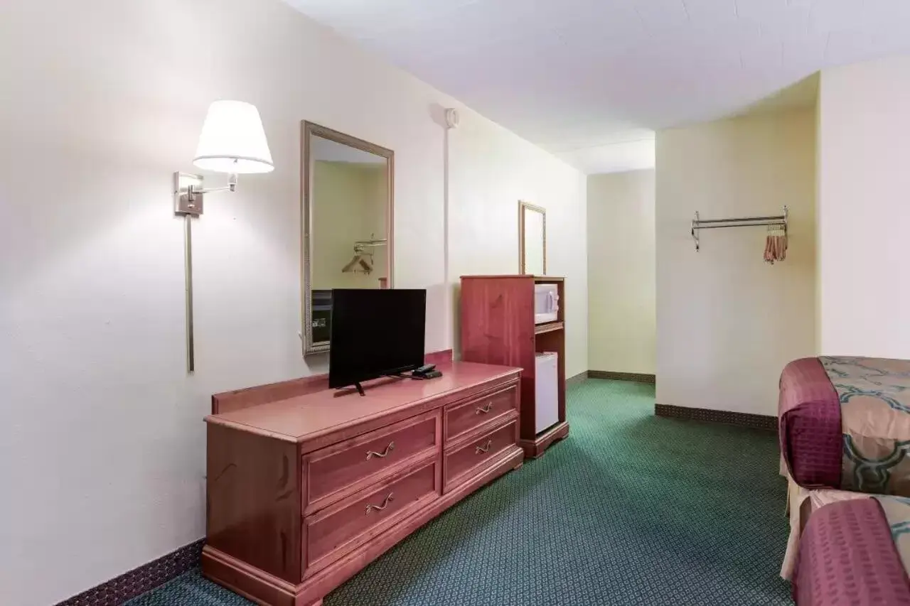 TV/Entertainment Center in Royal Inn Clearfield