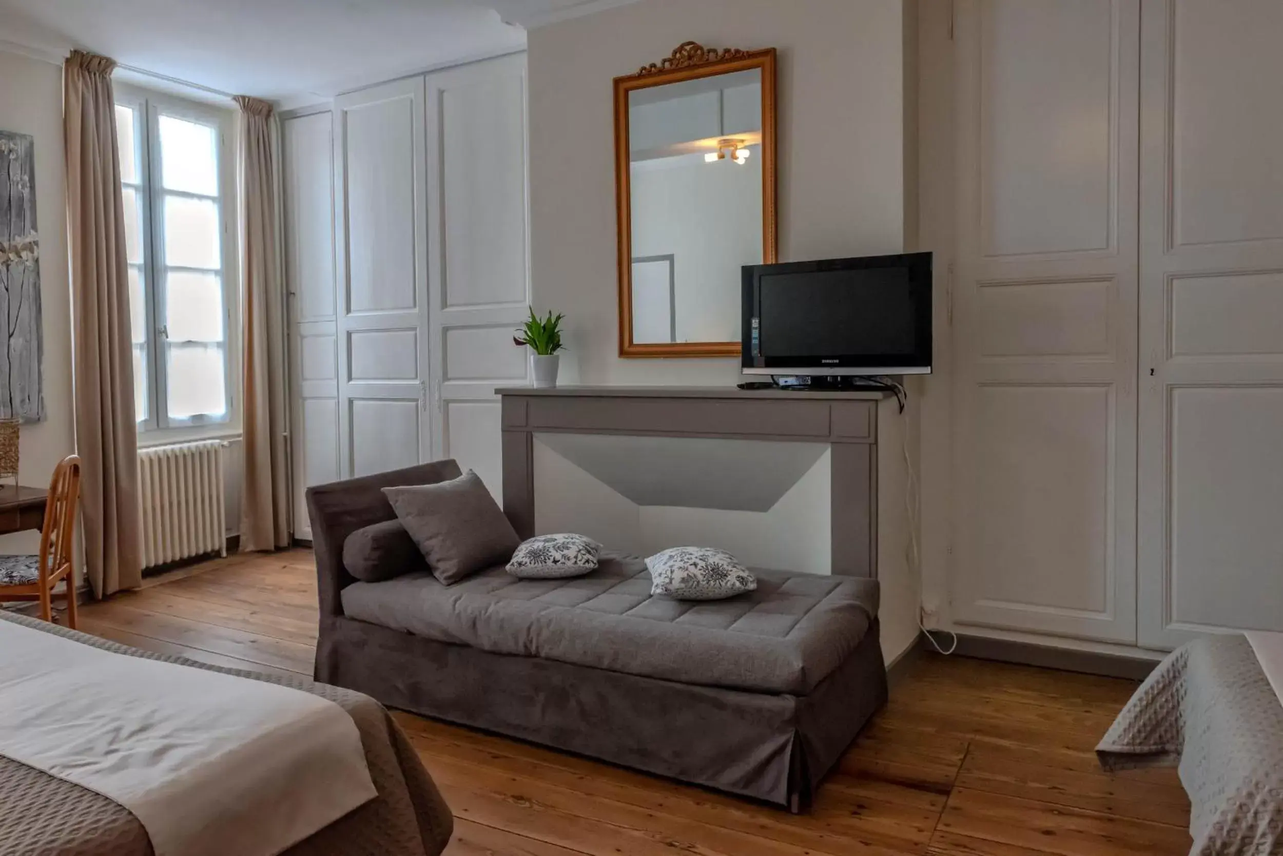 Seating Area in La Maison DUFFOUR chambres d'hôtes avec Petit Déjeuner