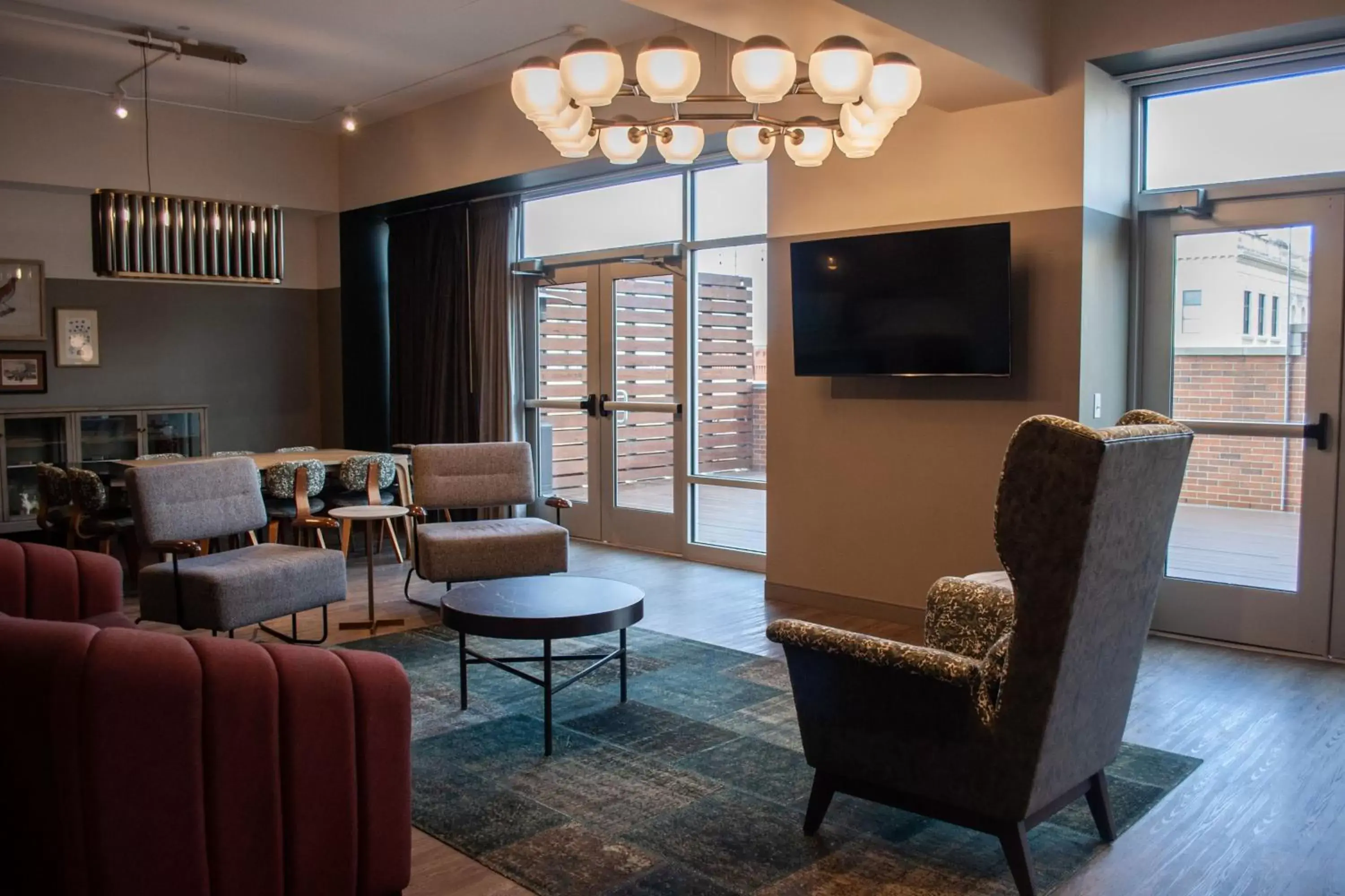 Living room, Seating Area in Cyrus Hotel, Topeka, a Tribute Portfolio Hotel