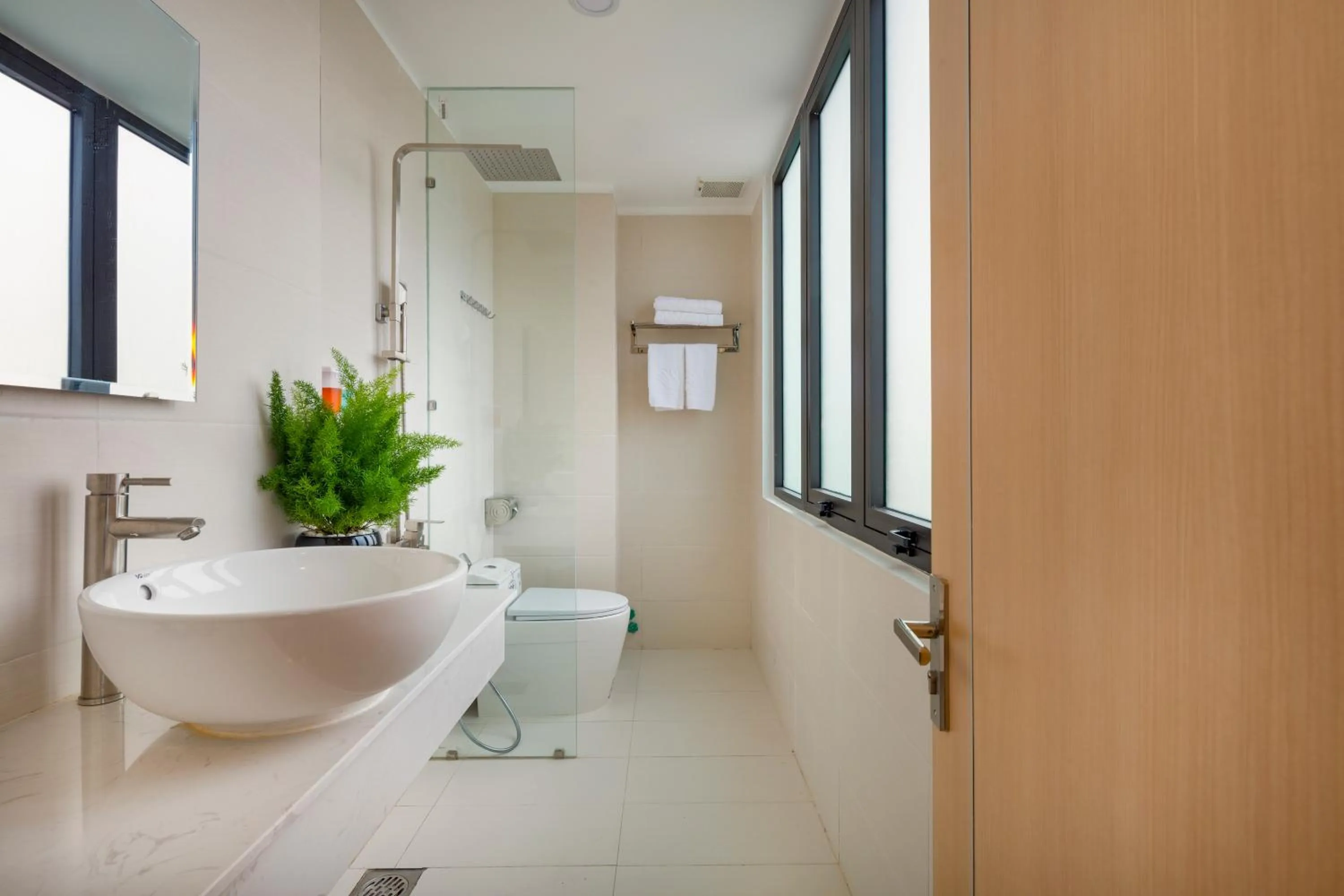 Bathroom in The Swan Nha Trang Hotel
