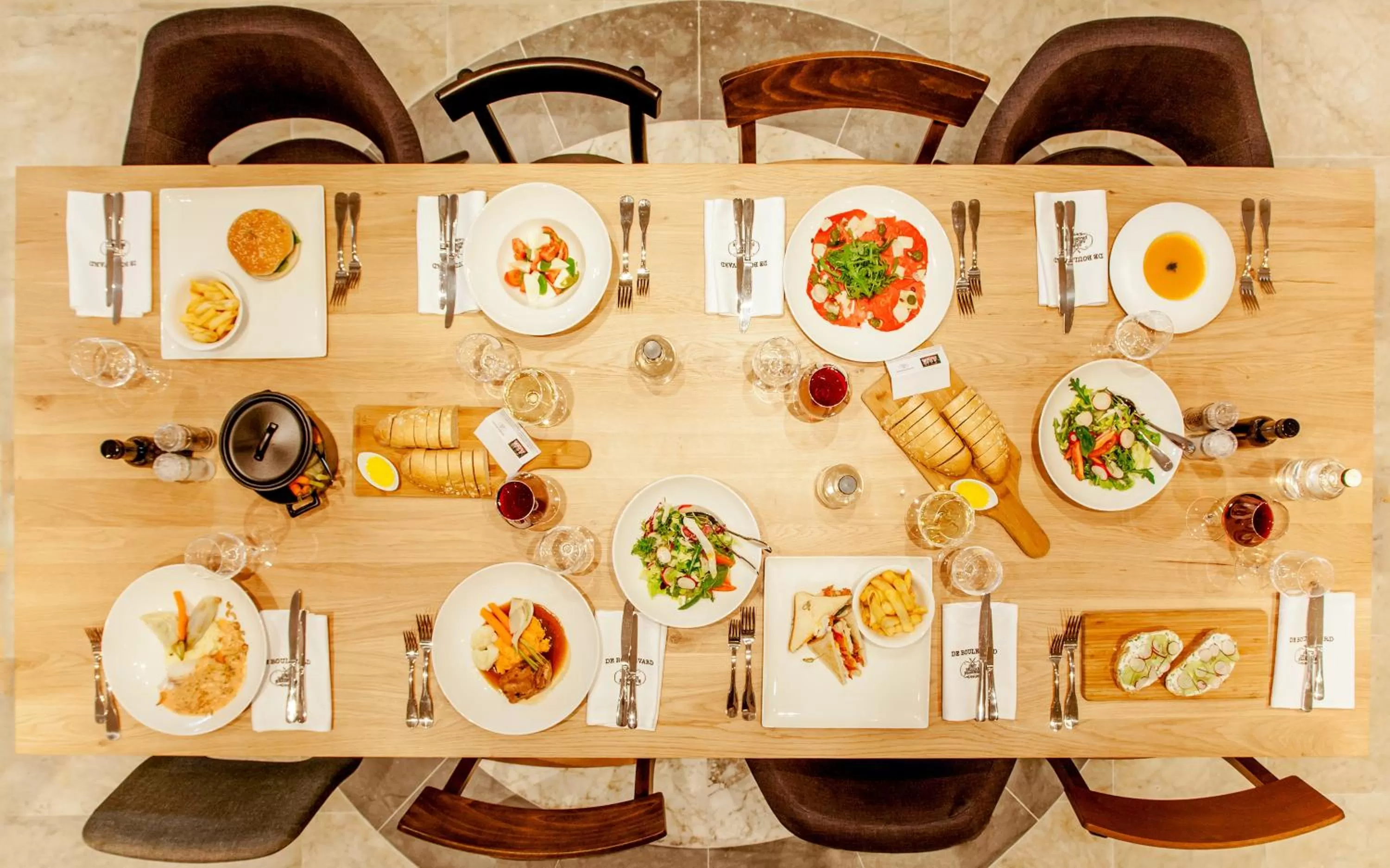 Restaurant/places to eat in Holiday Inn Hasselt by IHG