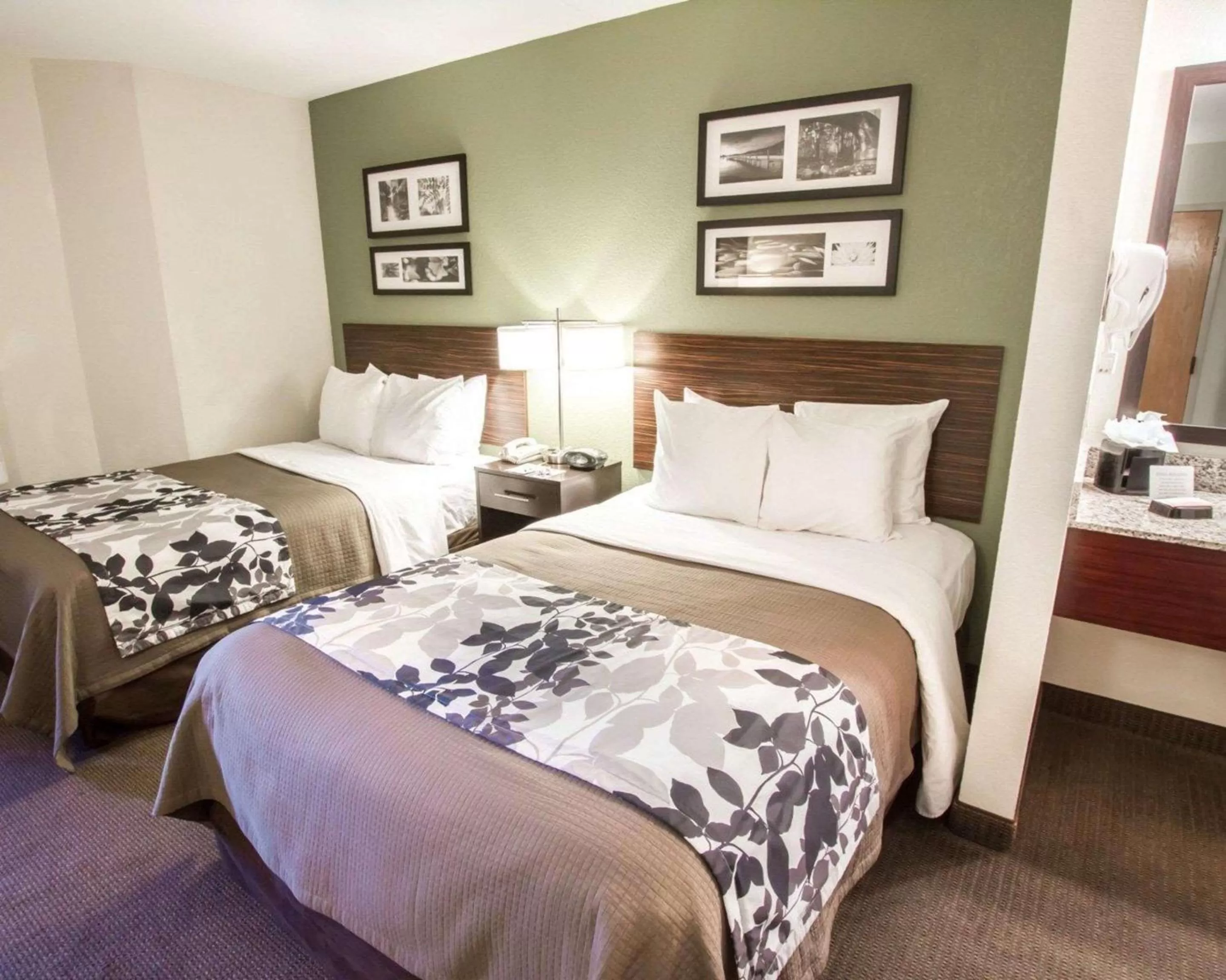 Photo of the whole room, Bed in Sleep Inn North Scottsdale near Mayo Clinic