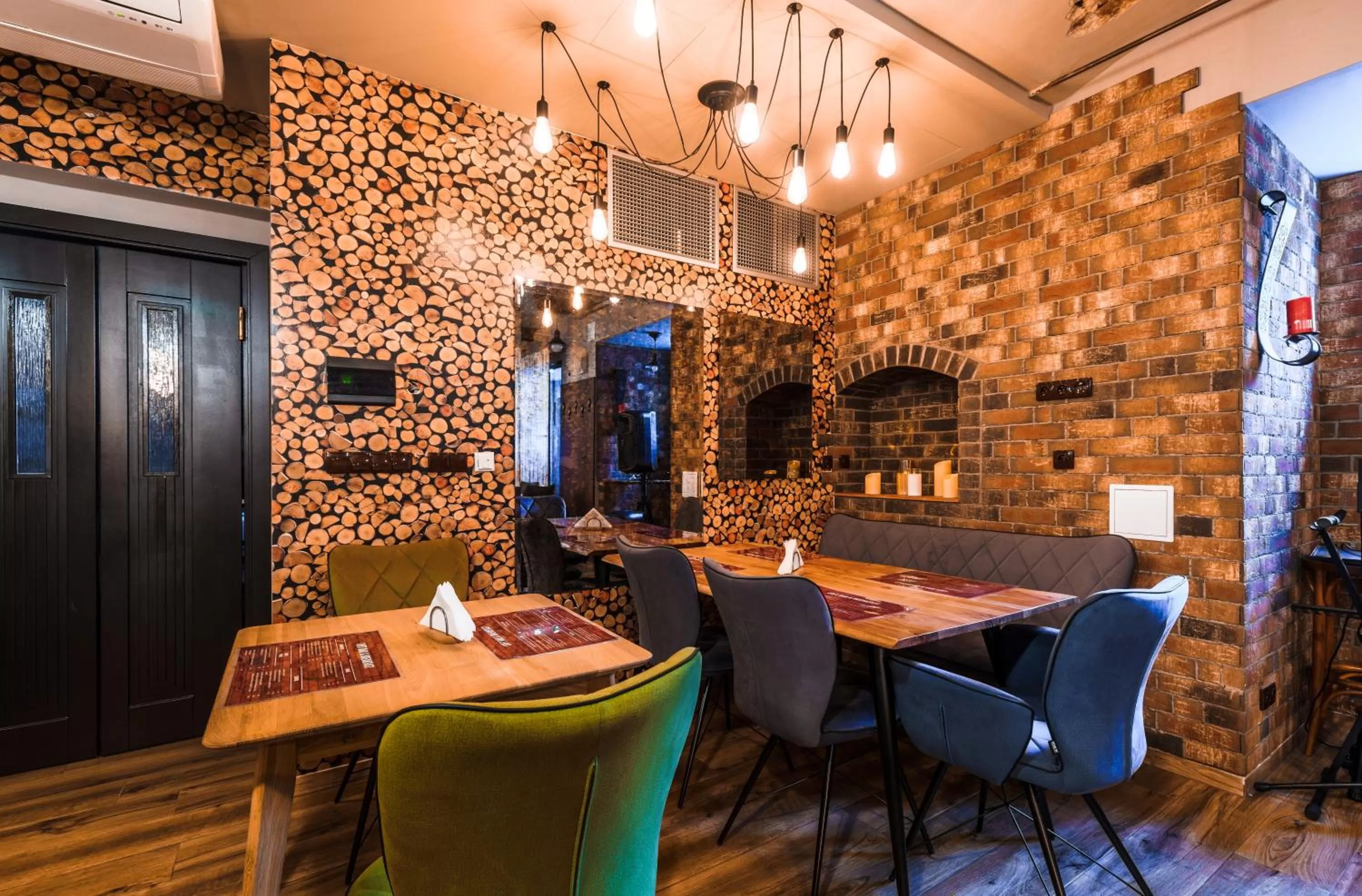 Restaurant/places to eat in Hotel Ambiente Wellness & Spa