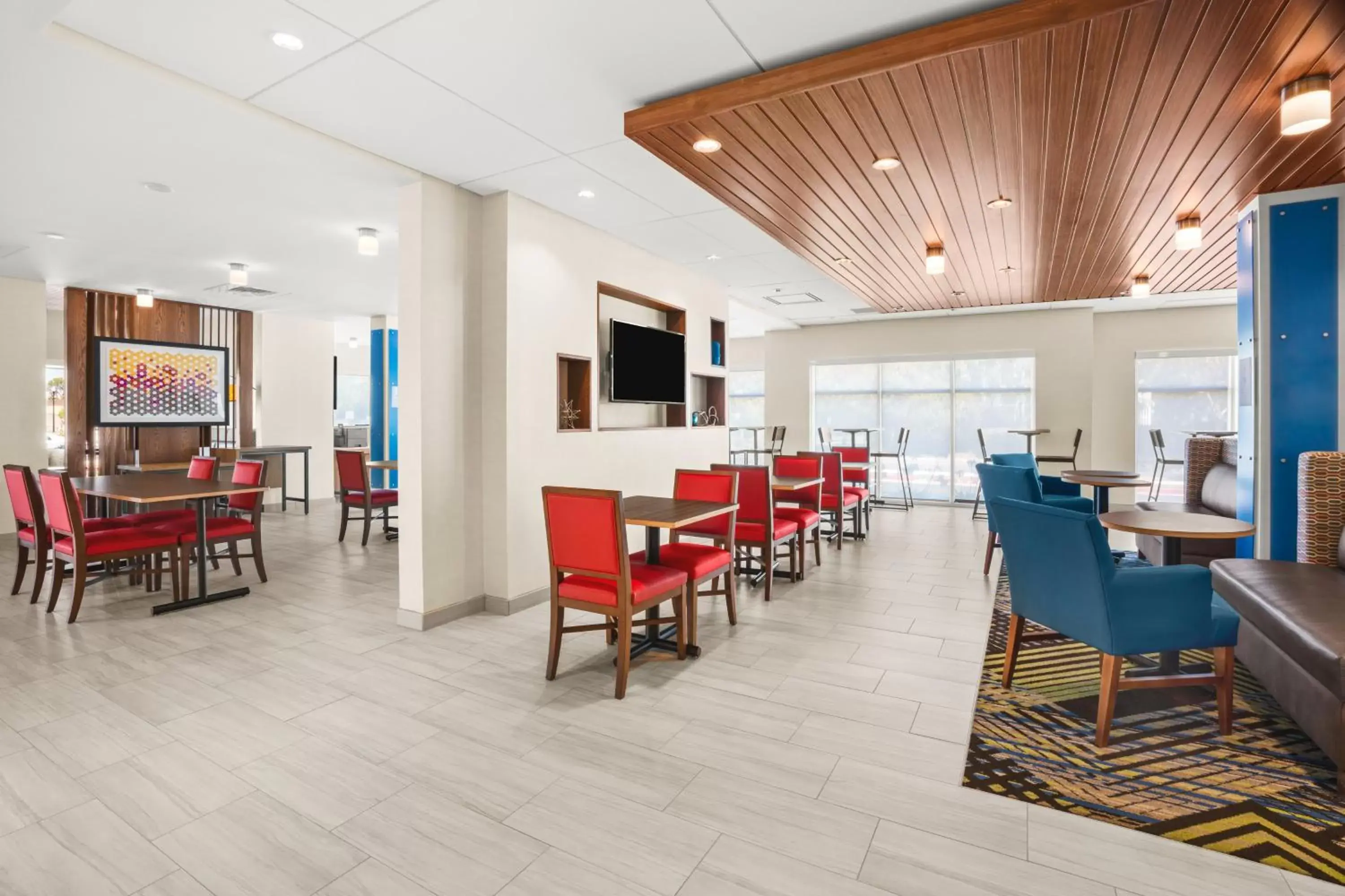 Restaurant/Places to Eat in Holiday Inn Express & Suites - Suisun City, an IHG Hotel