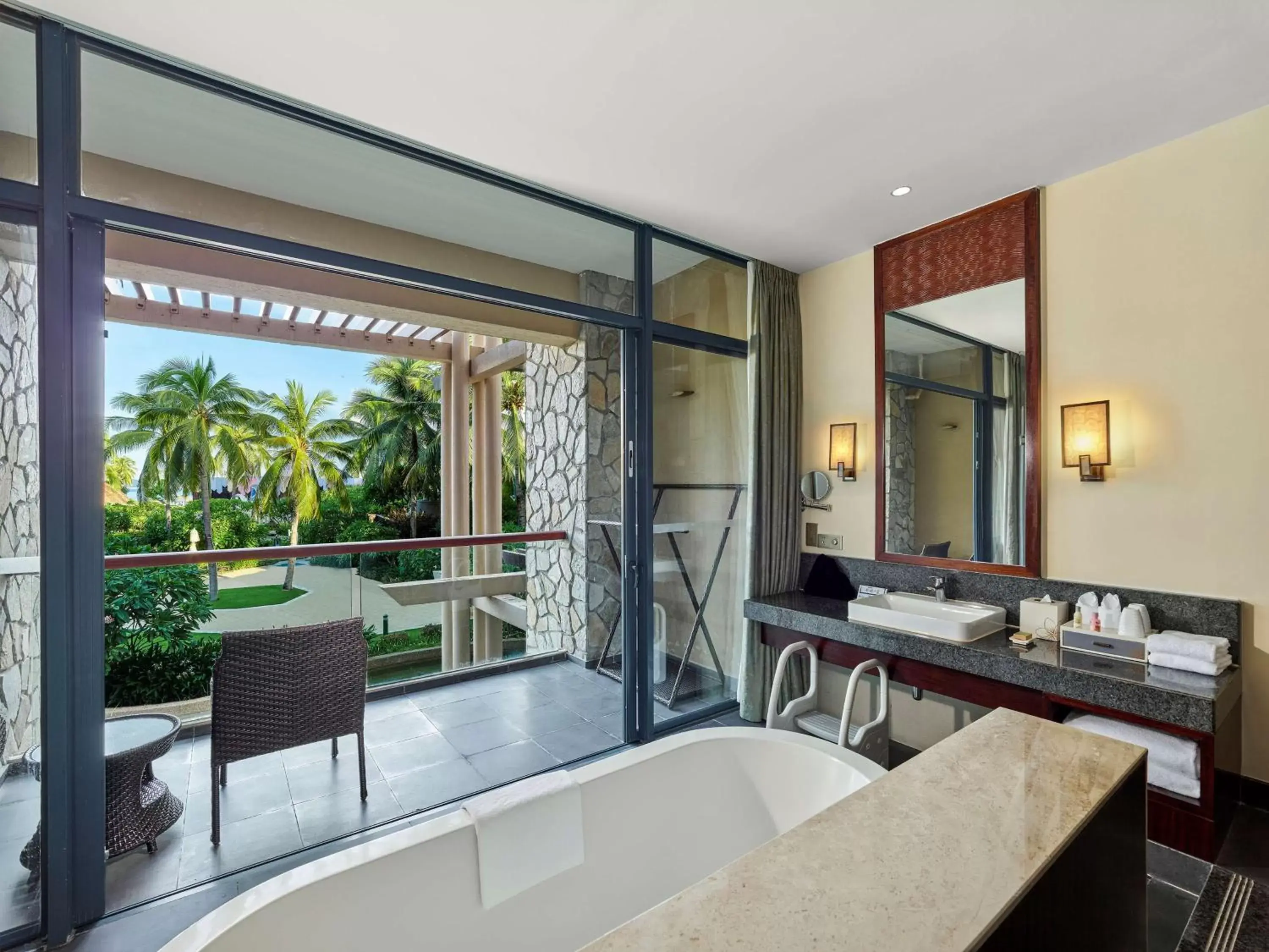 Bathroom in Hilton Sanya Yalong Bay Resort & Spa