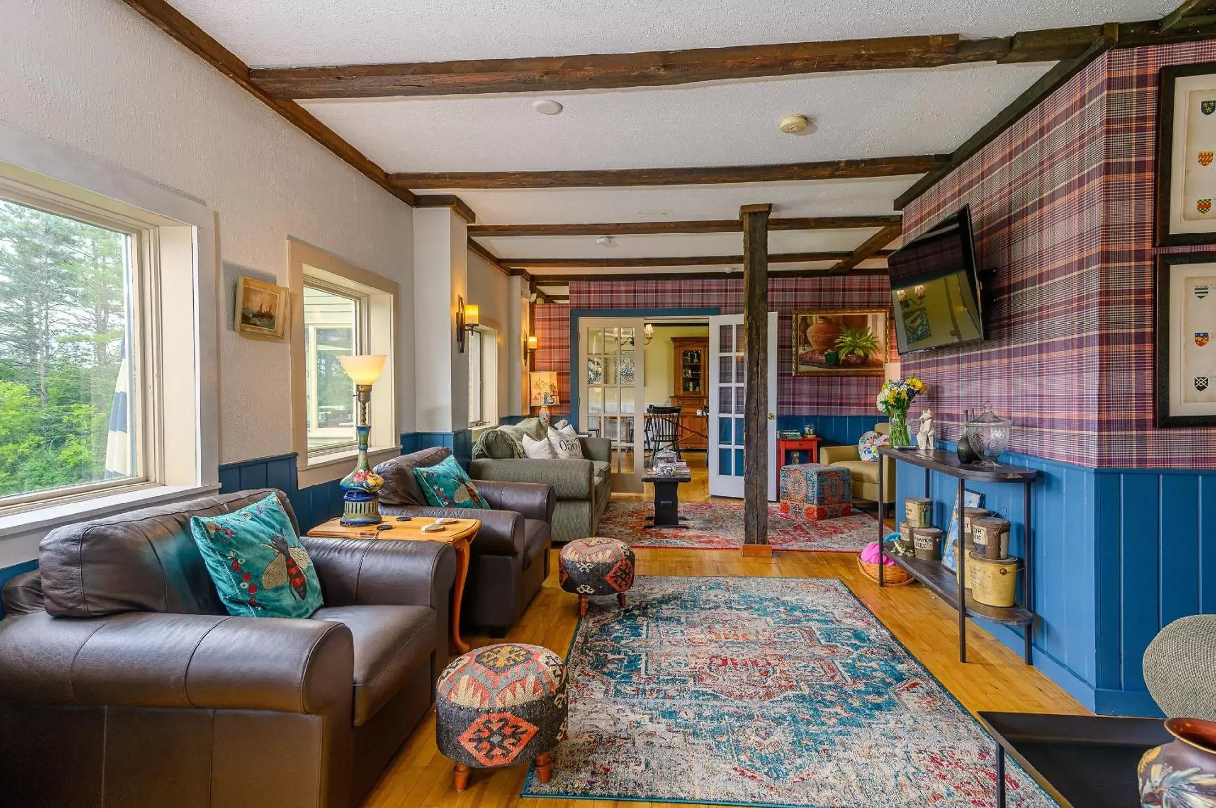 Communal lounge/ TV room, Seating Area in Brass Lantern Inn