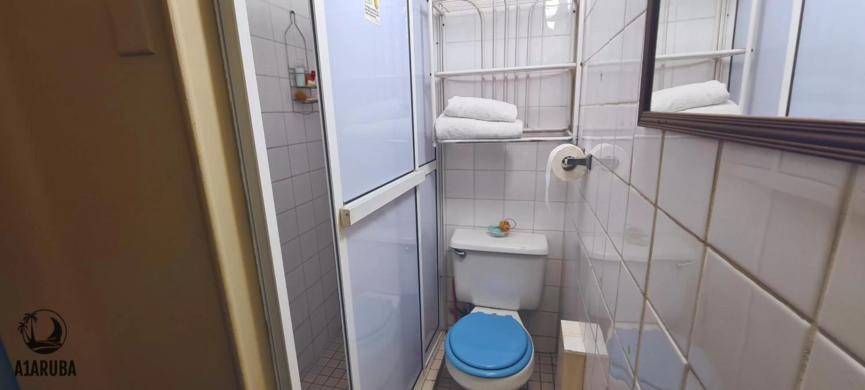 Bathroom in A1 Apartments Aruba