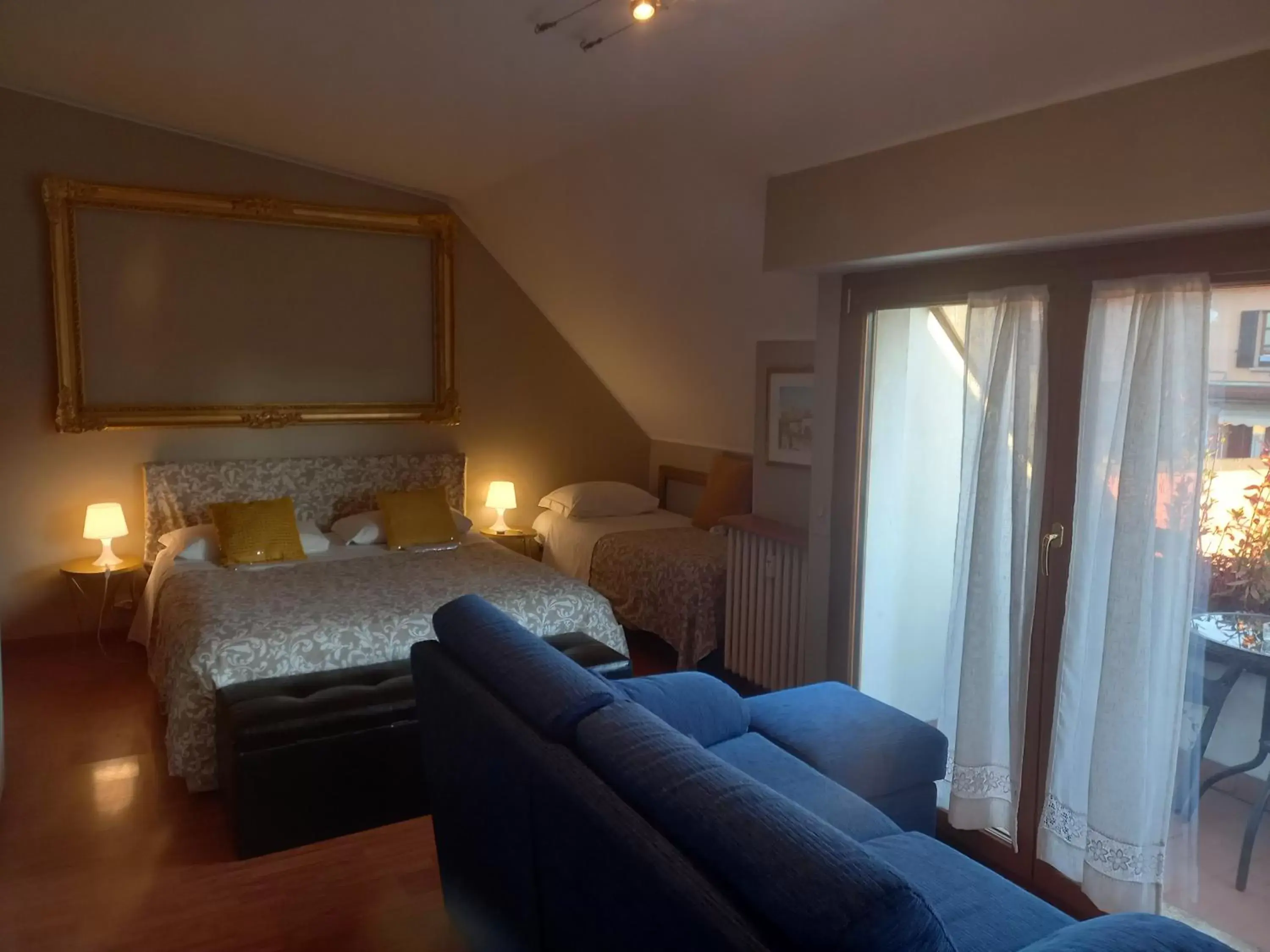 Living room, Bed in Residence House Aramis Milano -with free parking