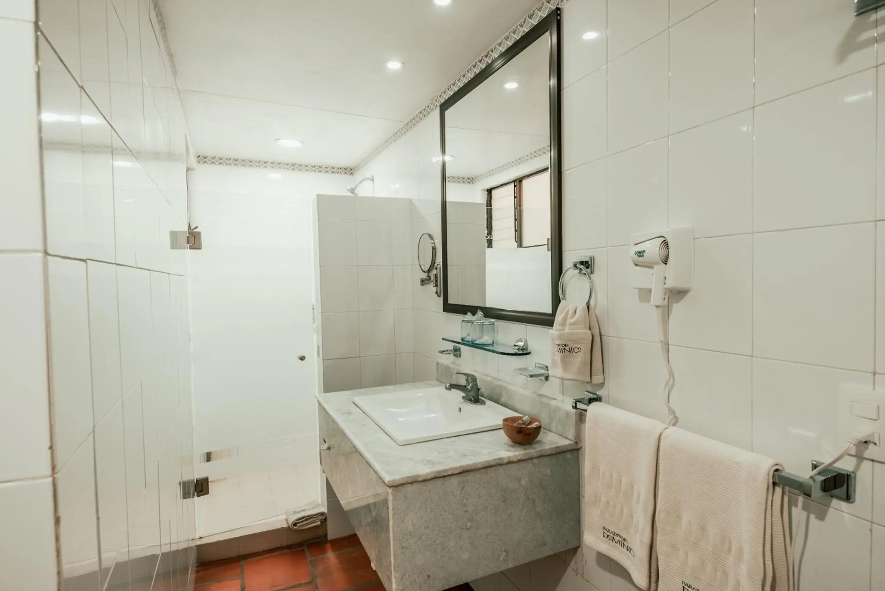 Shower, Bathroom in Parador del Dominico