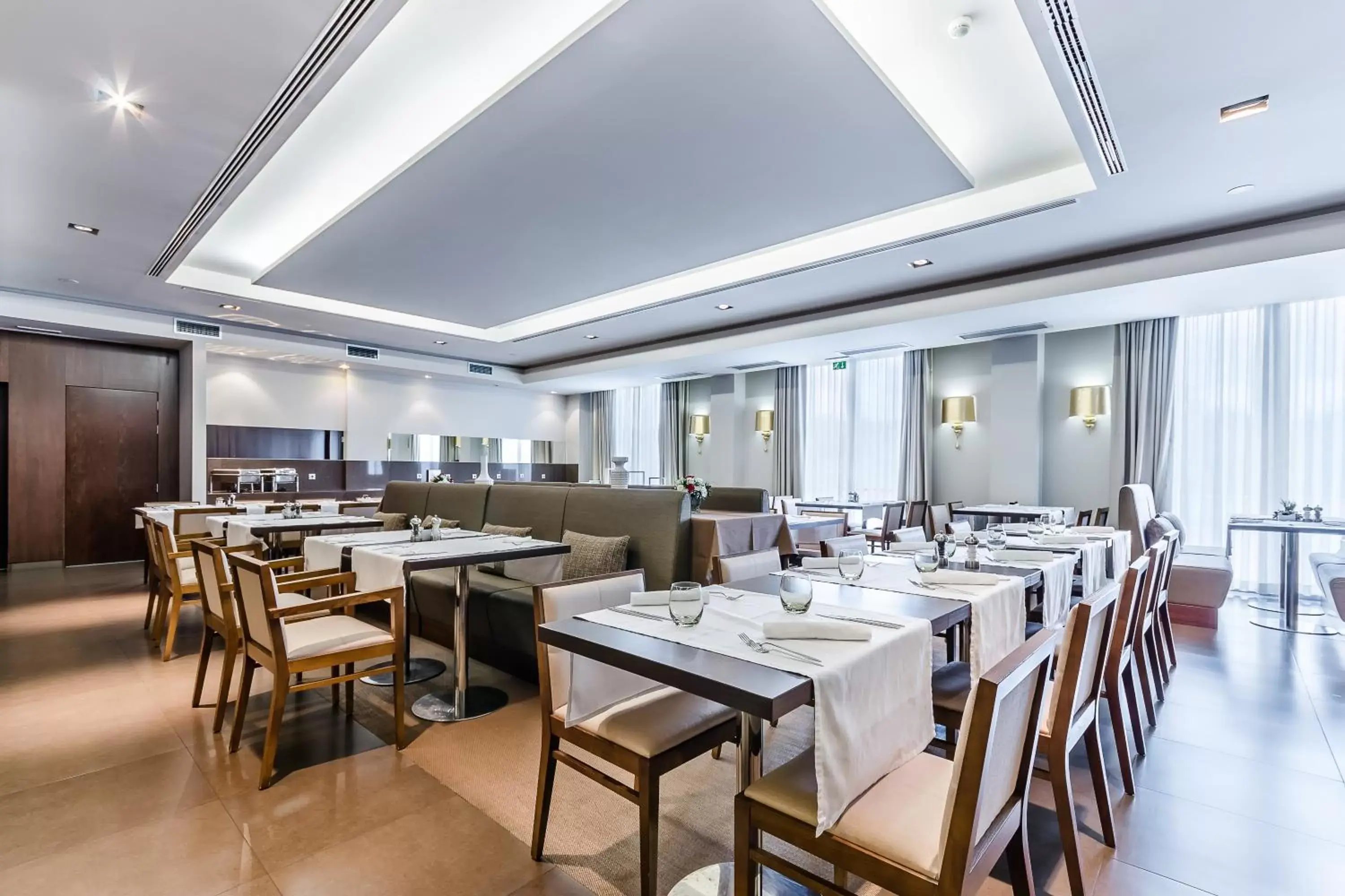 Restaurant/Places to Eat in Hotel Villa Batalha
