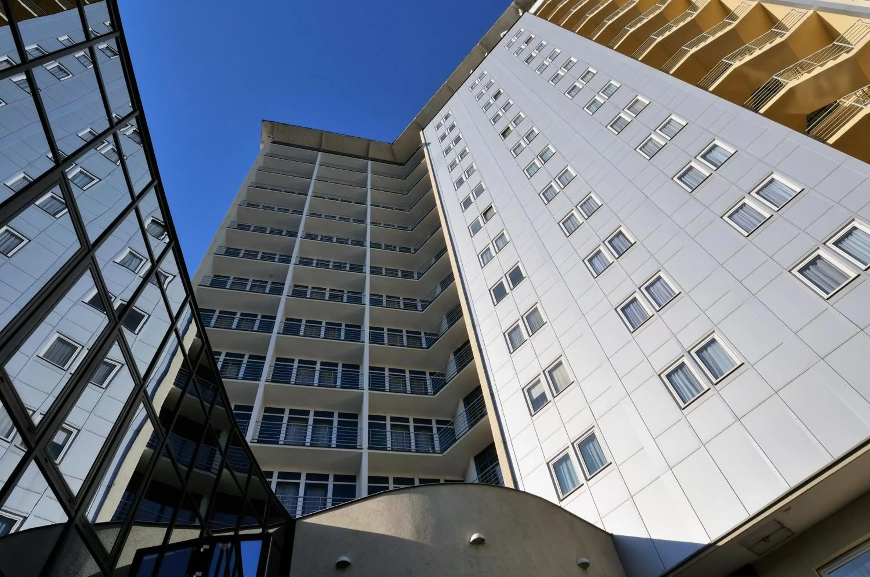 Facade/entrance, Property Building in Hotel Continental