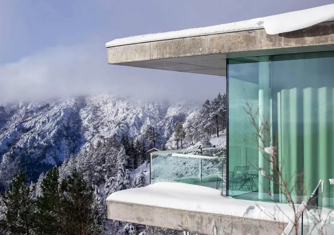 Winter, Bathroom in Casa de São Lourenço - Burel Mountain Hotels