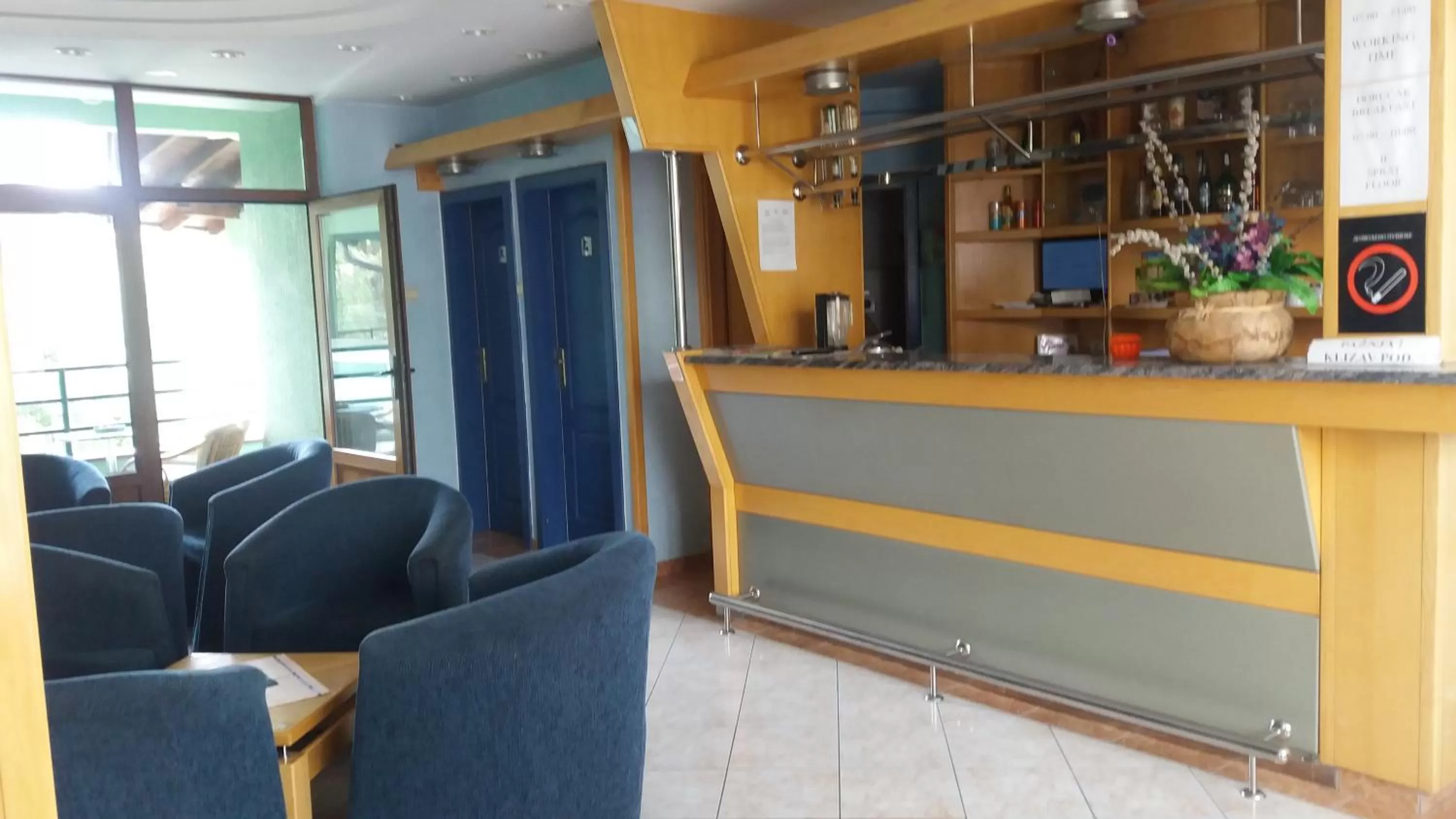 Lounge or bar in Garni Lupus prenoćište