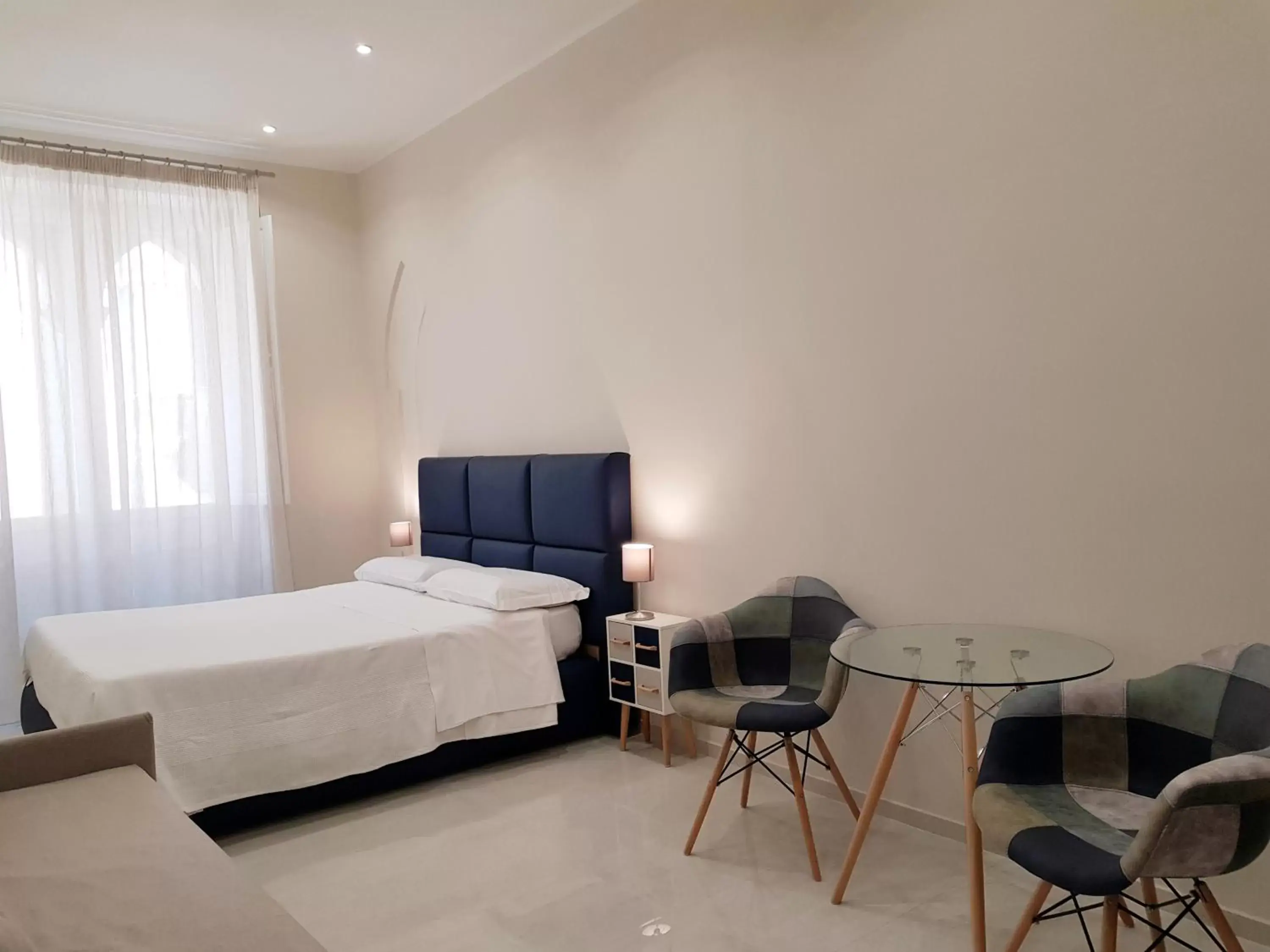 Deluxe Triple Room - single occupancy in B&B Via Cavour 32 Deluxe Triple Room - single occupancy in B&B Via Cavour 32