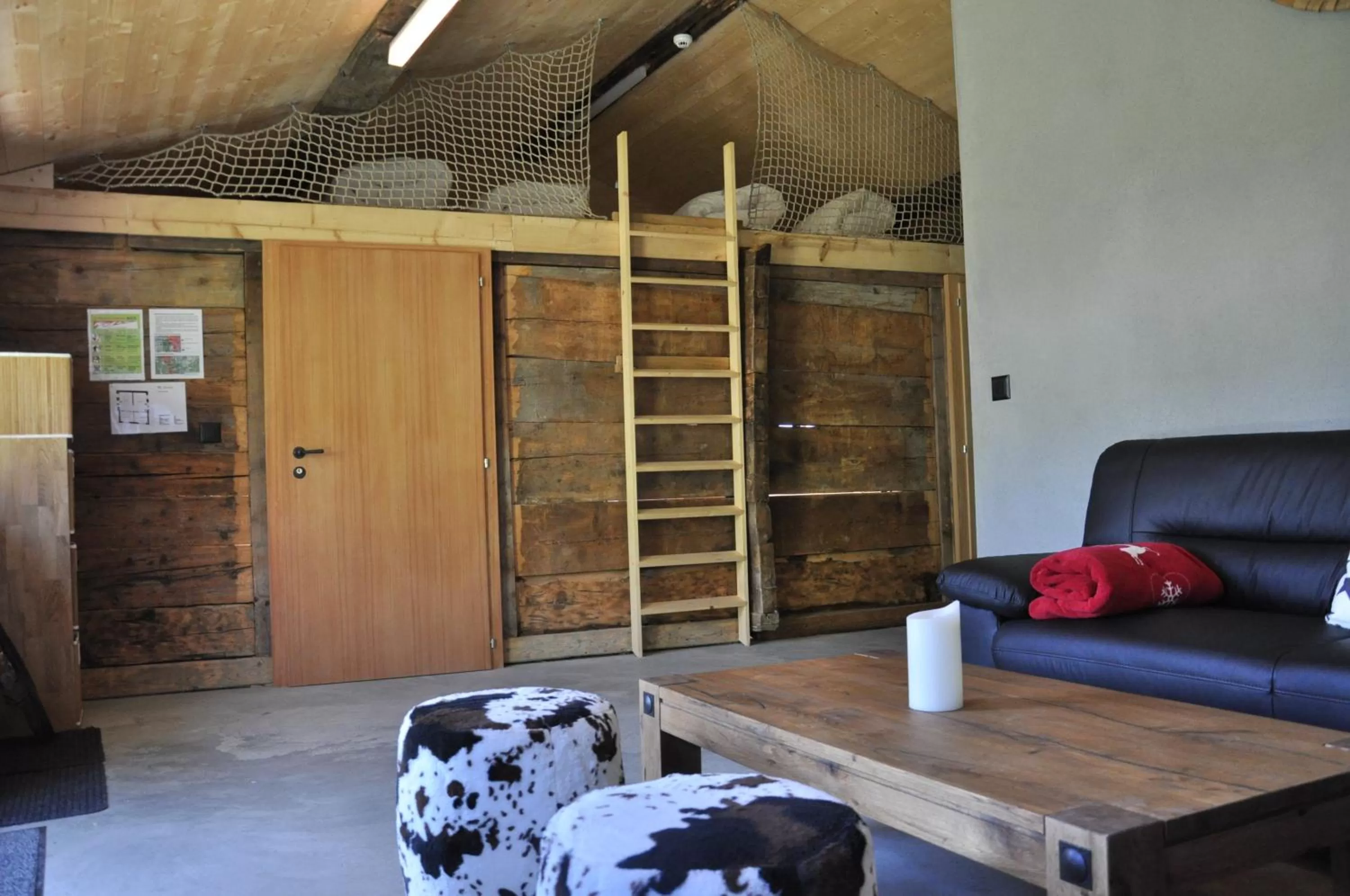 Mixed Dormitory Room in Le Mayen de Colombire