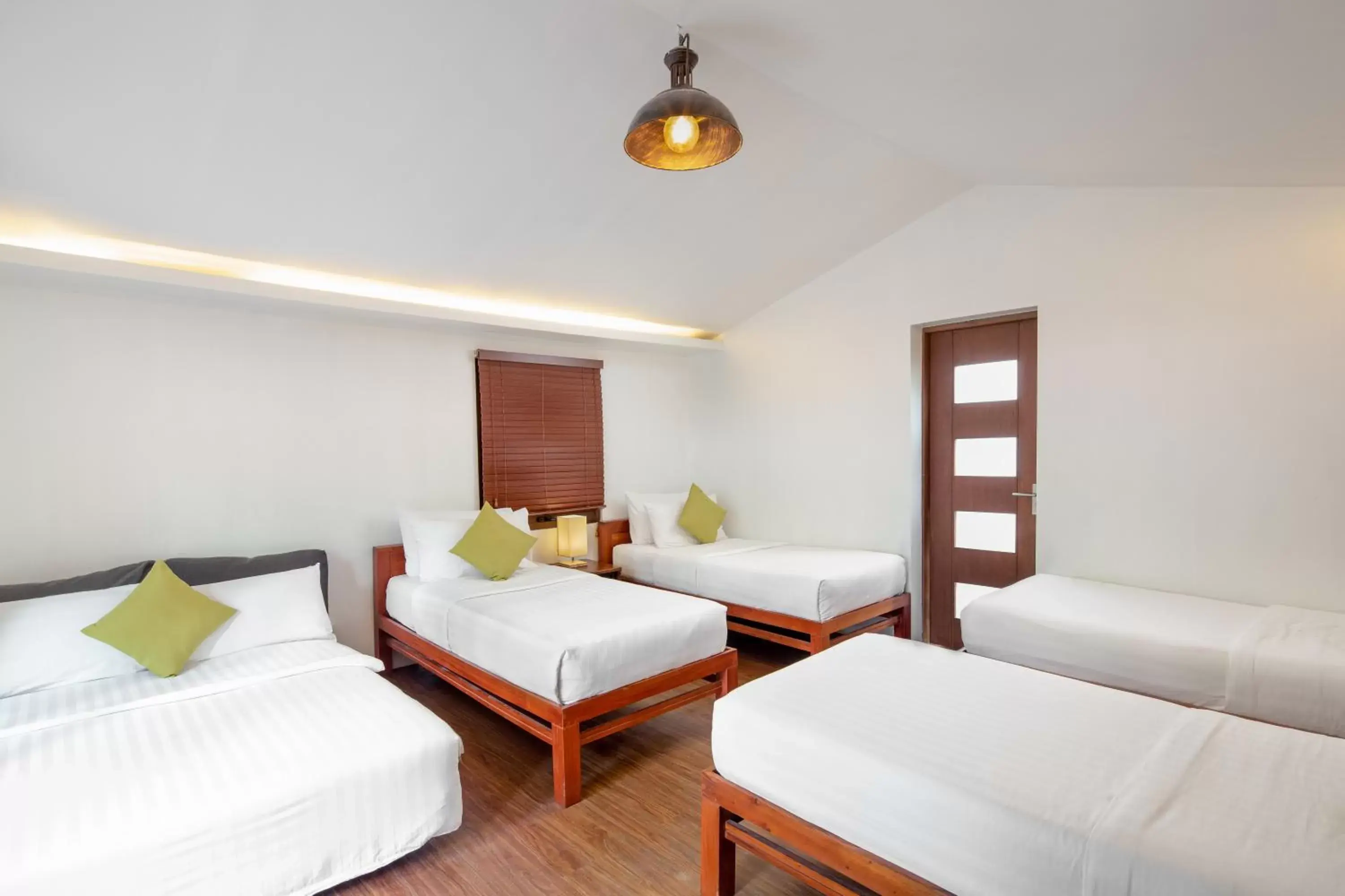 Bedroom, Bed in Solina Beach & Nature Resort