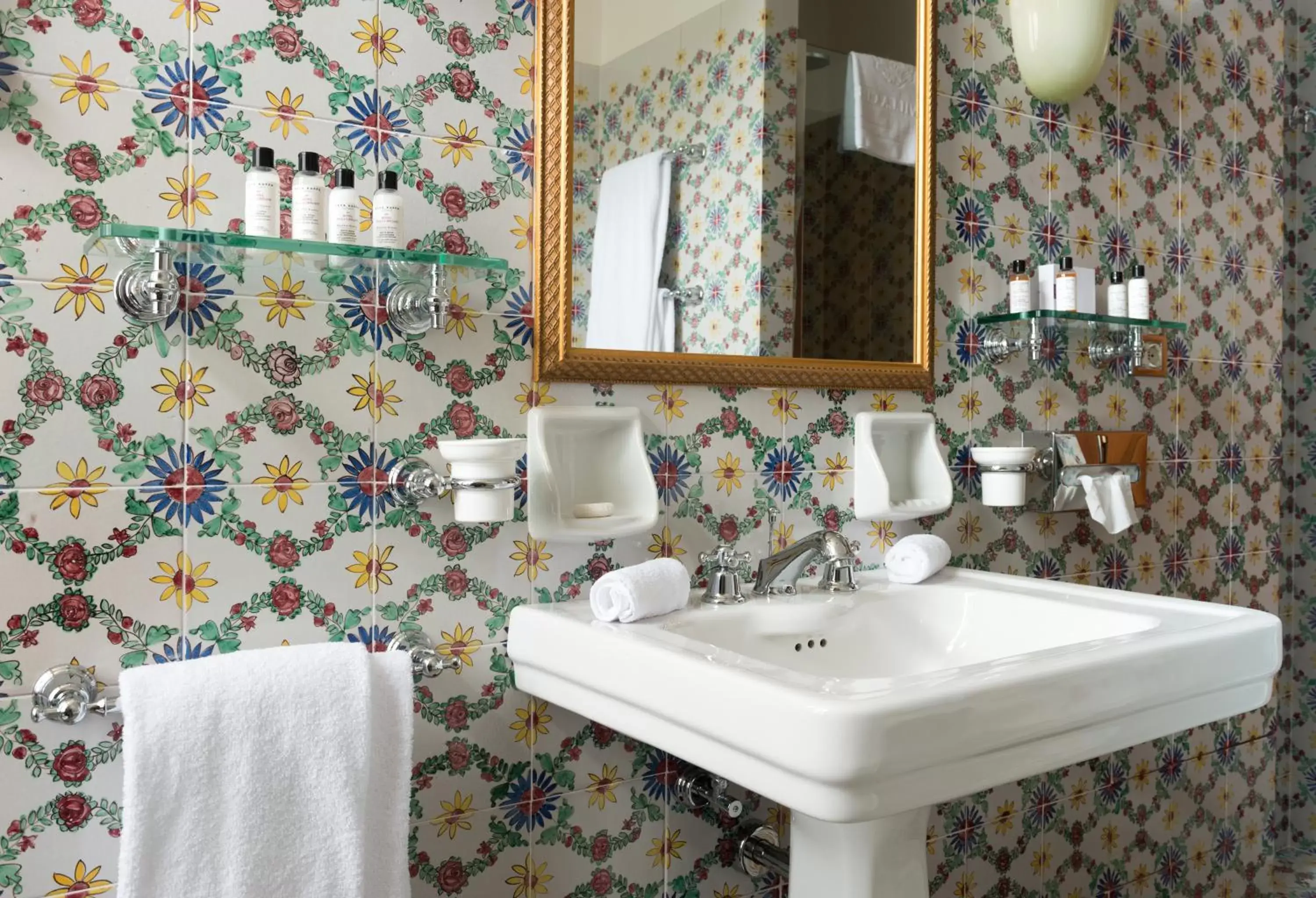 Bathroom in Hotel Villa Cipriani