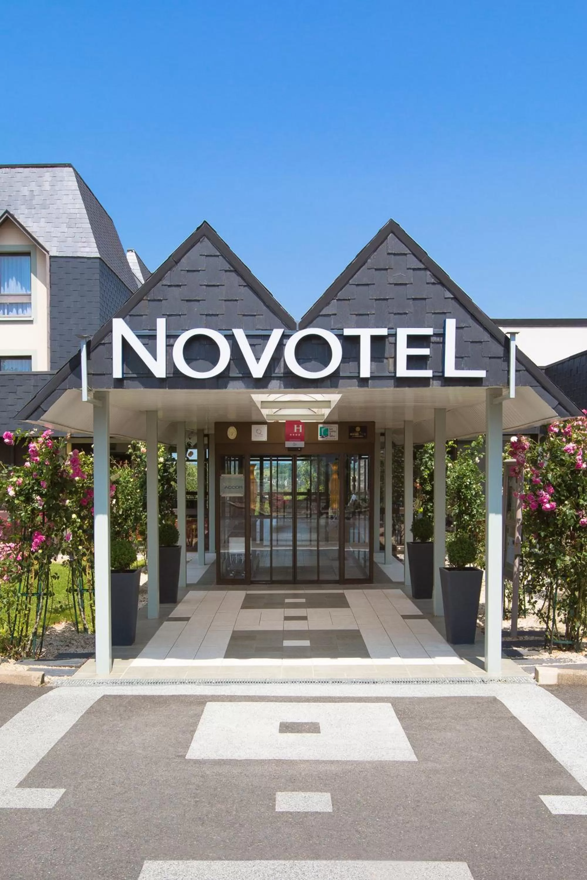 Facade/entrance in Novotel Amboise