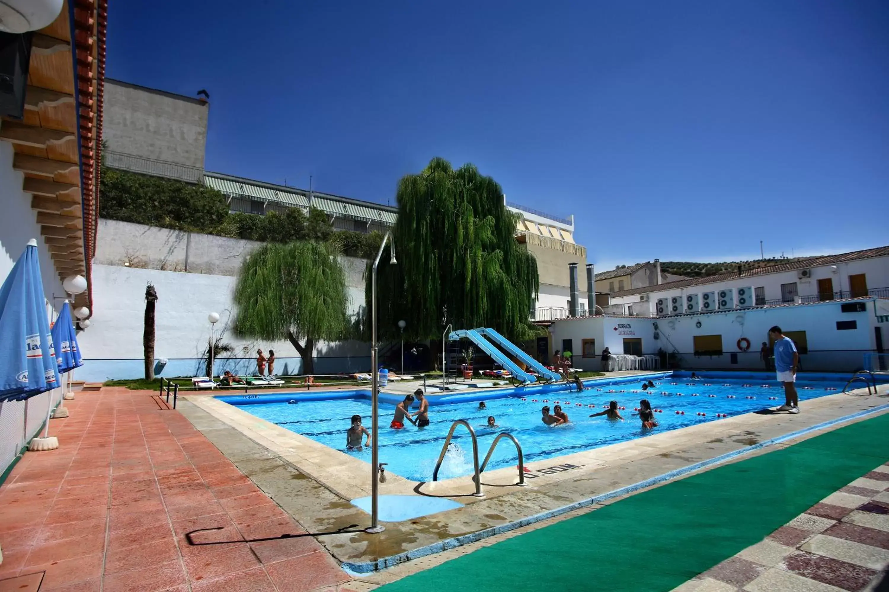 Swimming Pool in Hotel La Moraleda - Complejo Las Delicias