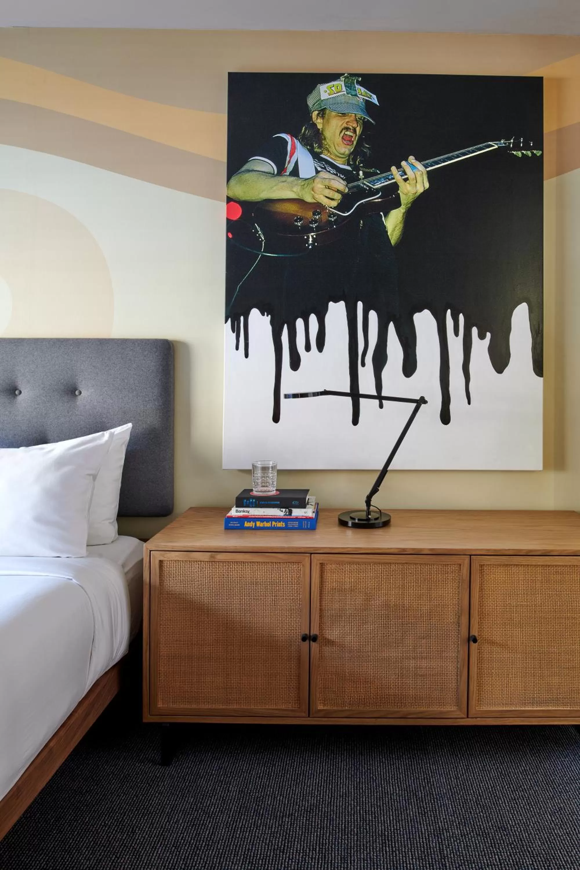 Bedroom, Bed in Hotel Ziggy On Sunset