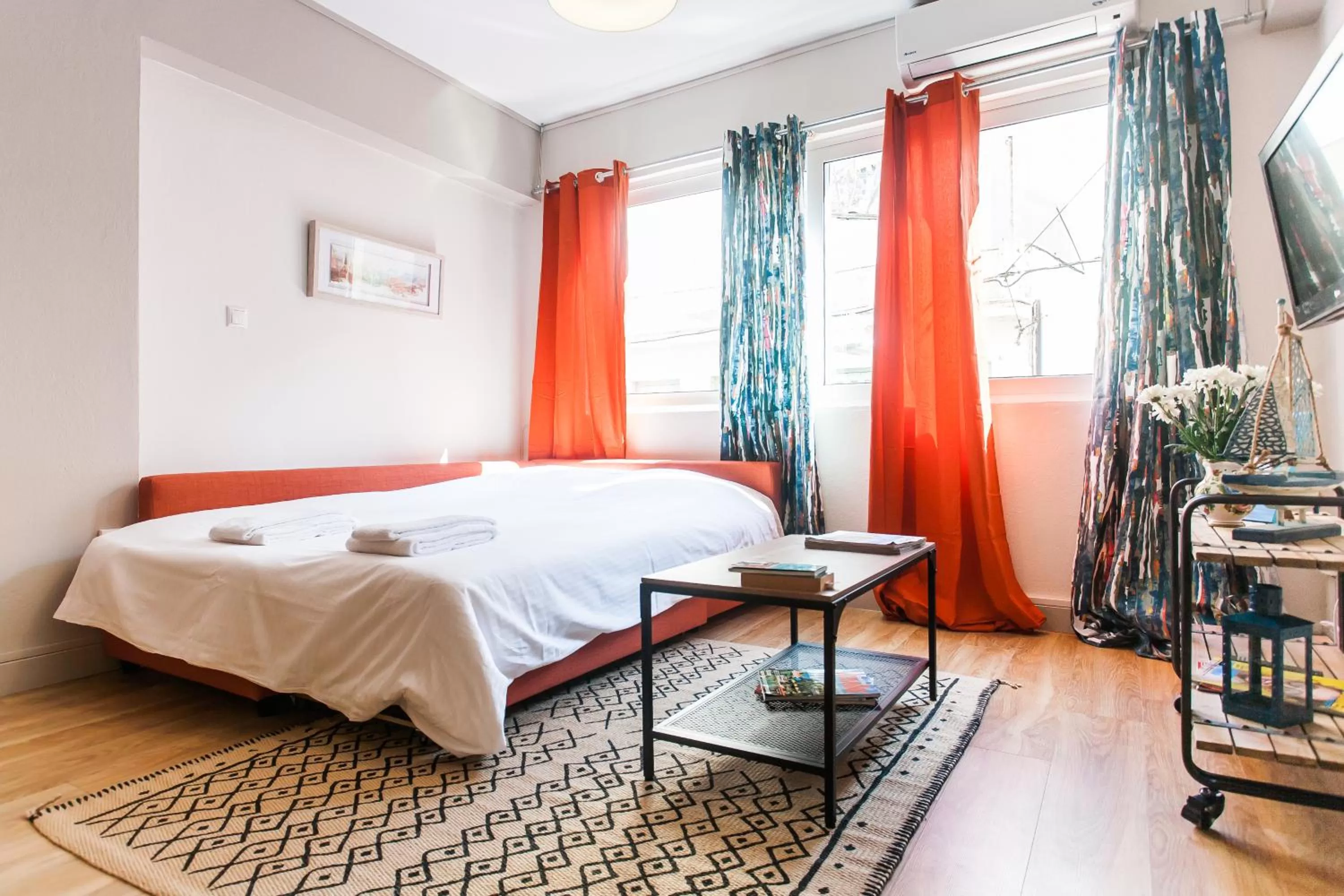 Bed in toStay-Unique apartment hotel in Athens center!