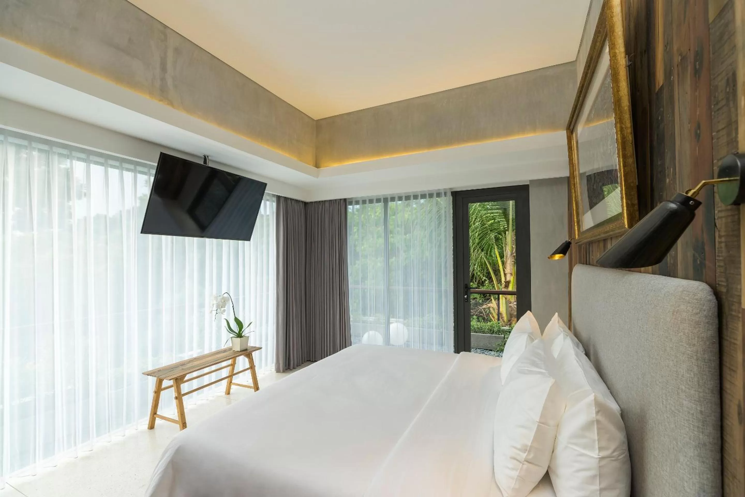 Bed in ARTOTEL Haniman Ubud