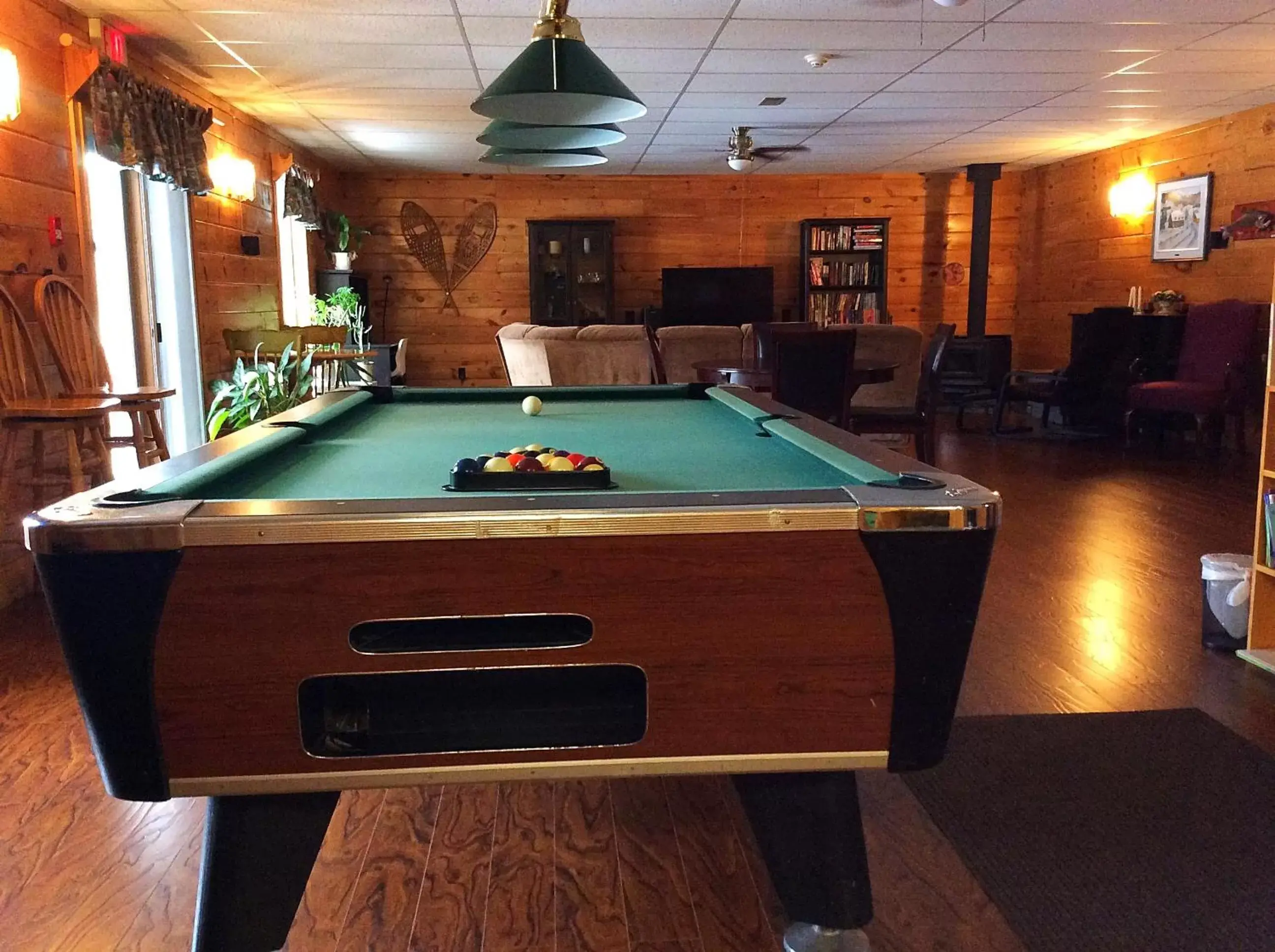 Billiard, Billiards in Madawaska Lodge