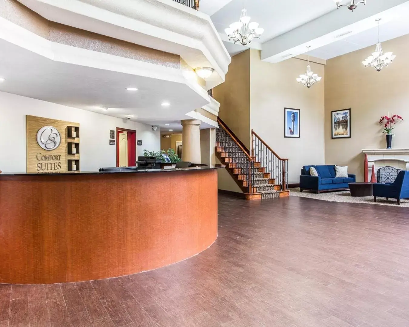 Lobby or reception in Comfort Suites Morrow- Atlanta South Lobby or reception in Comfort Suites Morrow- Atlanta South