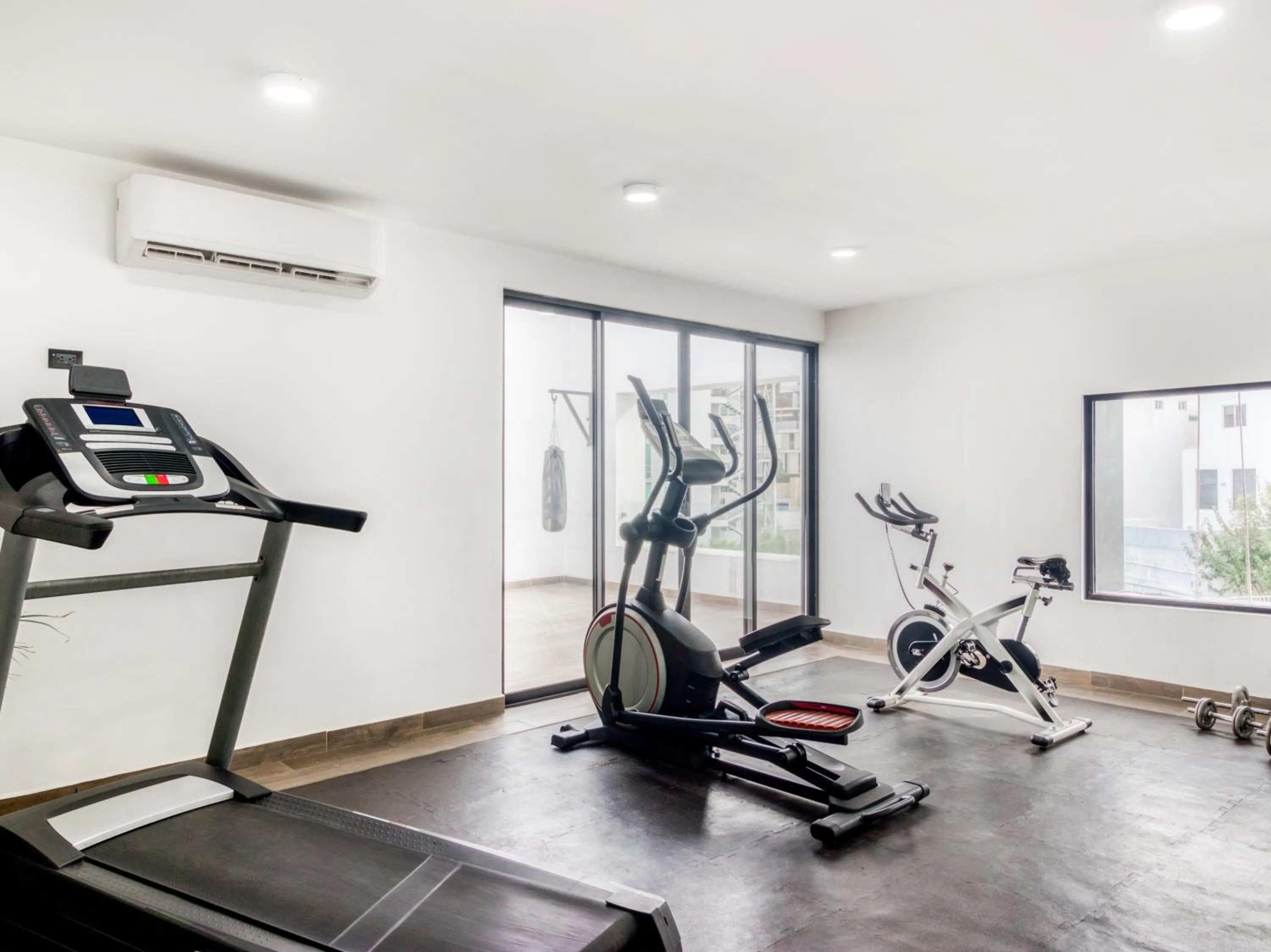 Fitness centre/facilities in VN Hotel