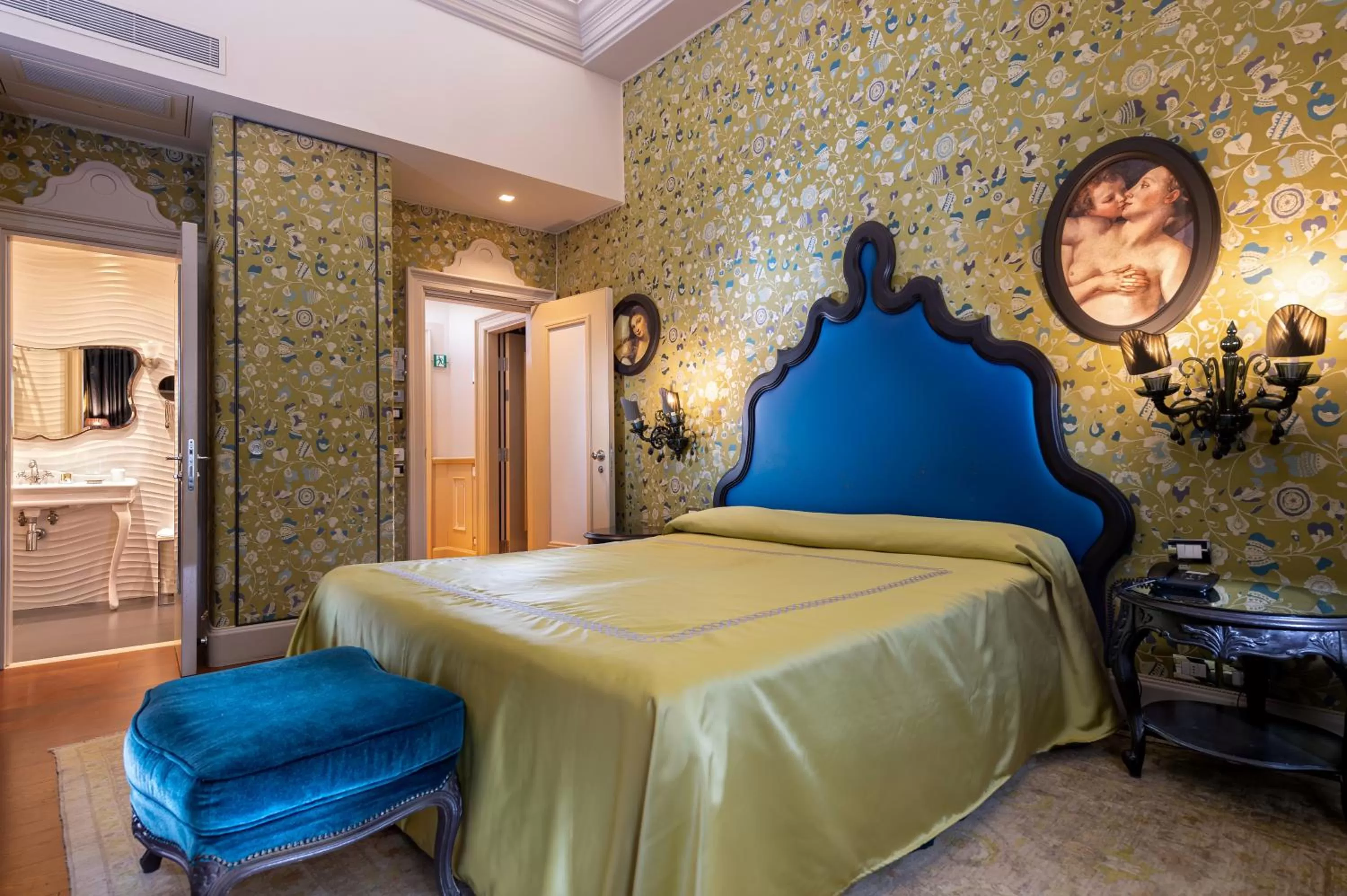 Bed in Hotel Palazzetto Madonna