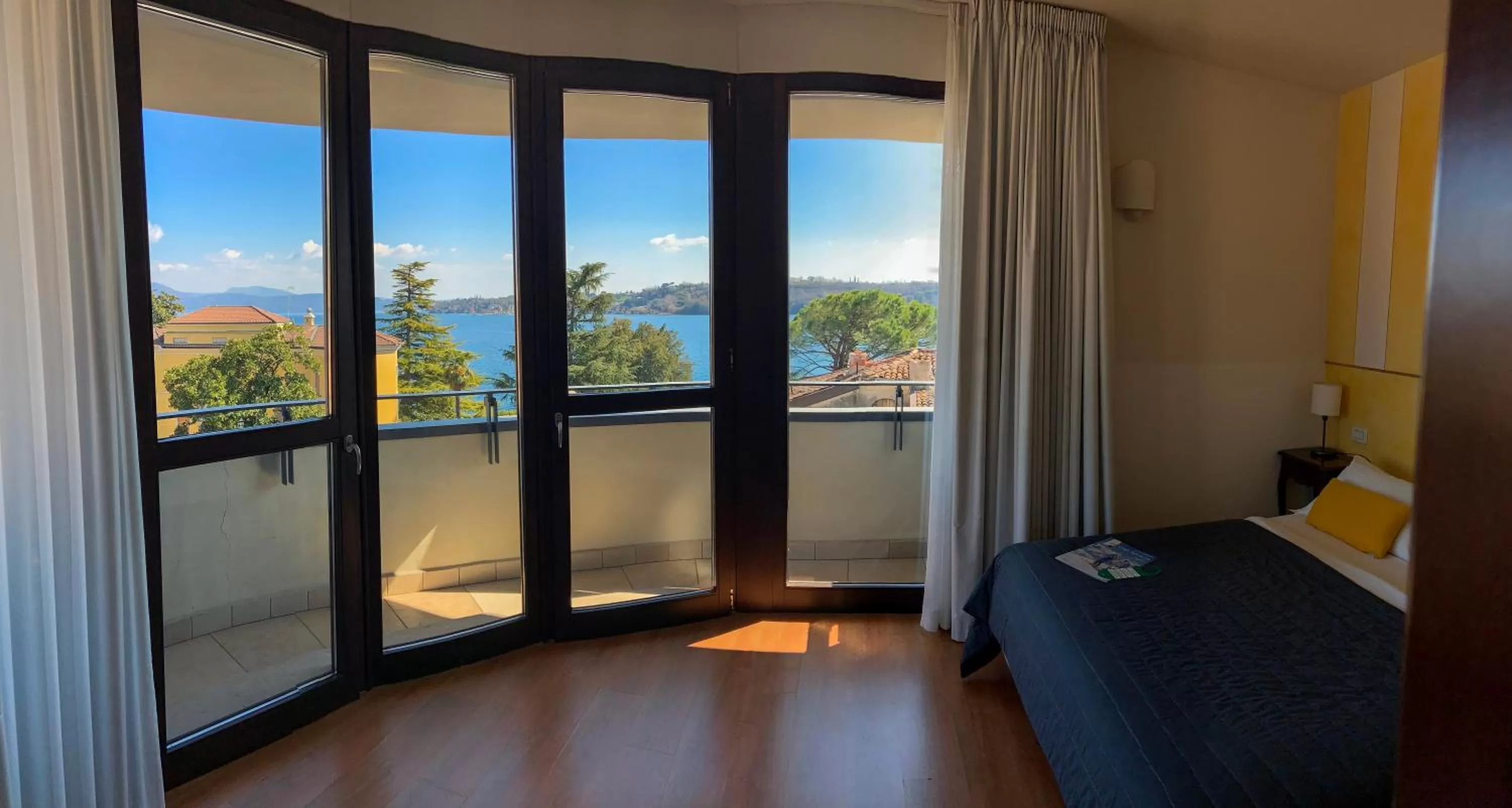 Balcony/Terrace, Bed in Rivalta Life Style Hotel