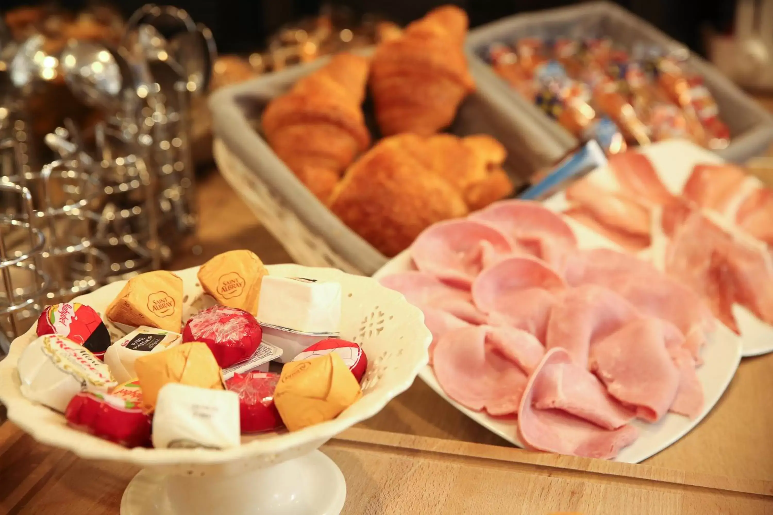 Breakfast, Food in Hôtel La Couronne