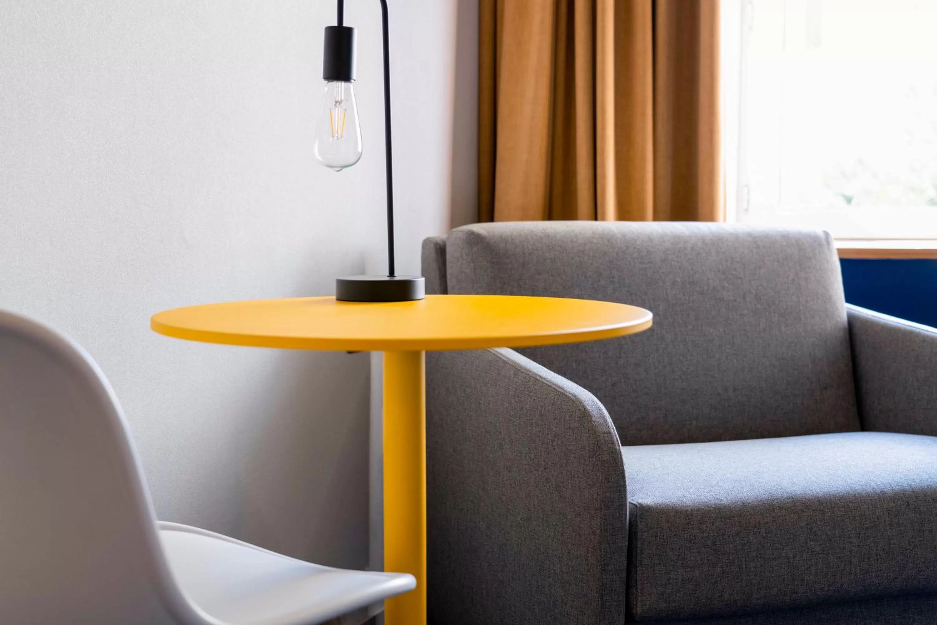 Bedroom in Ibis Styles Colmar Centre