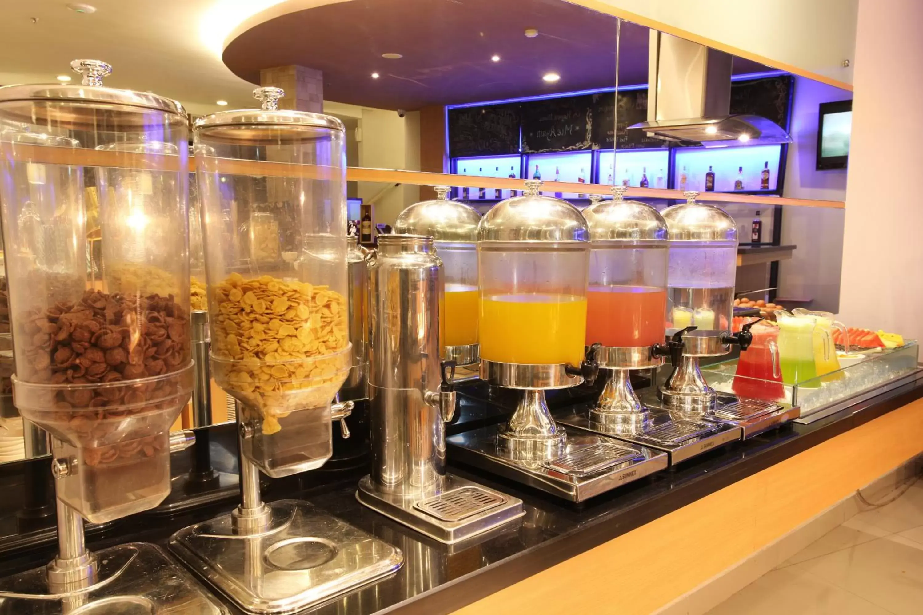 Buffet breakfast in Swiss-Belinn Balikpapan Buffet breakfast in Swiss-Belinn Balikpapan