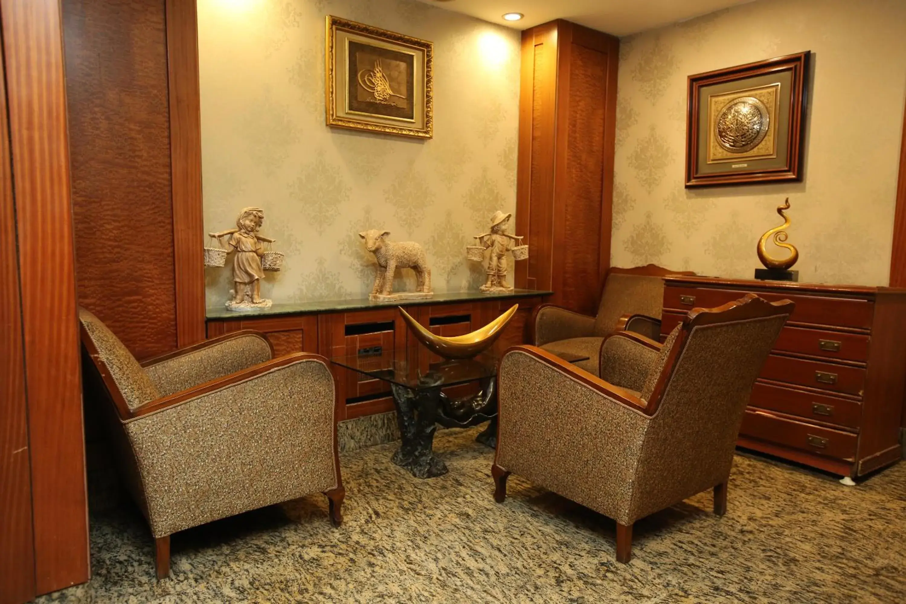 Decorative detail, Seating Area in Eterno Hotel