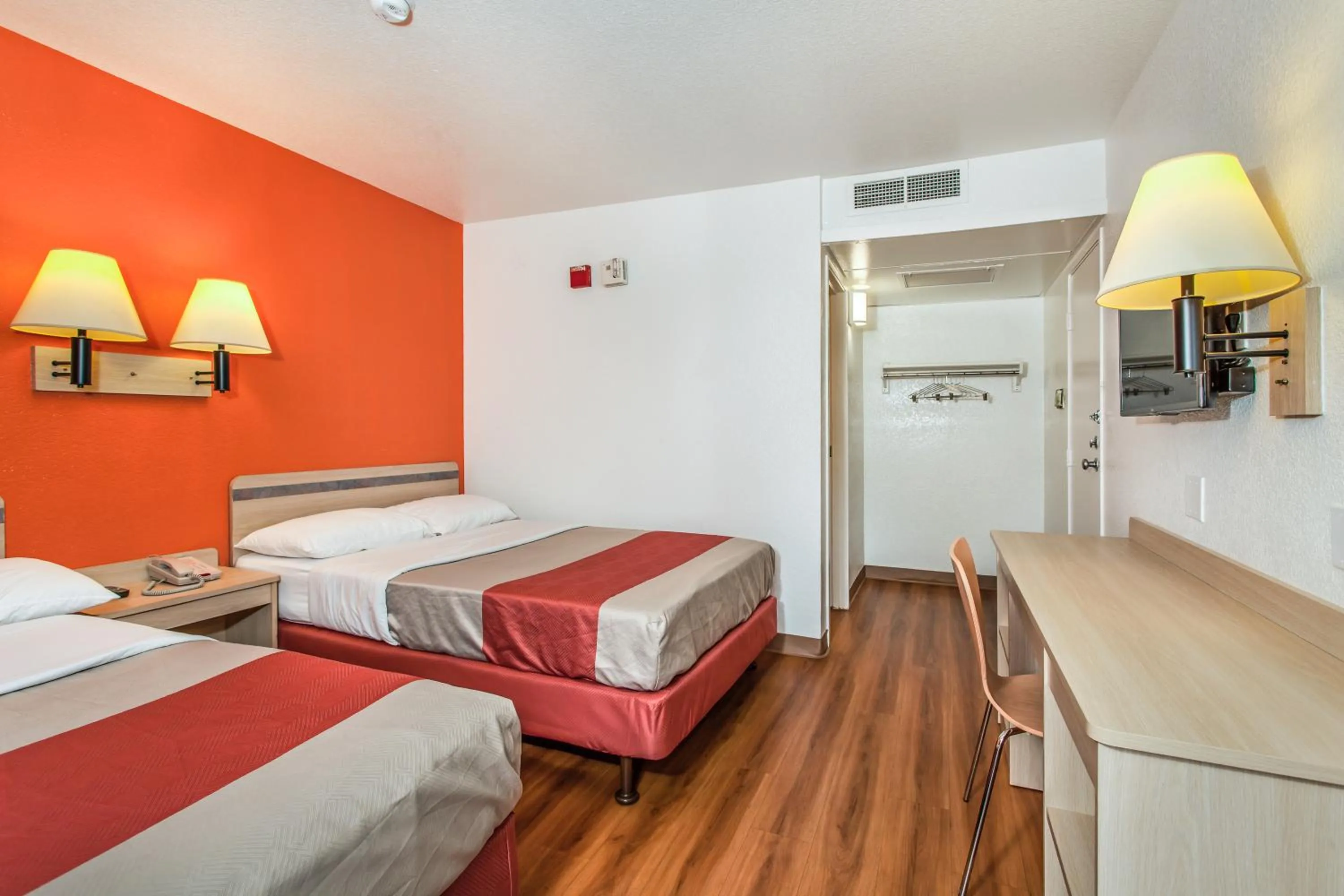 Bedroom, Bed in Motel 6-Vacaville, CA